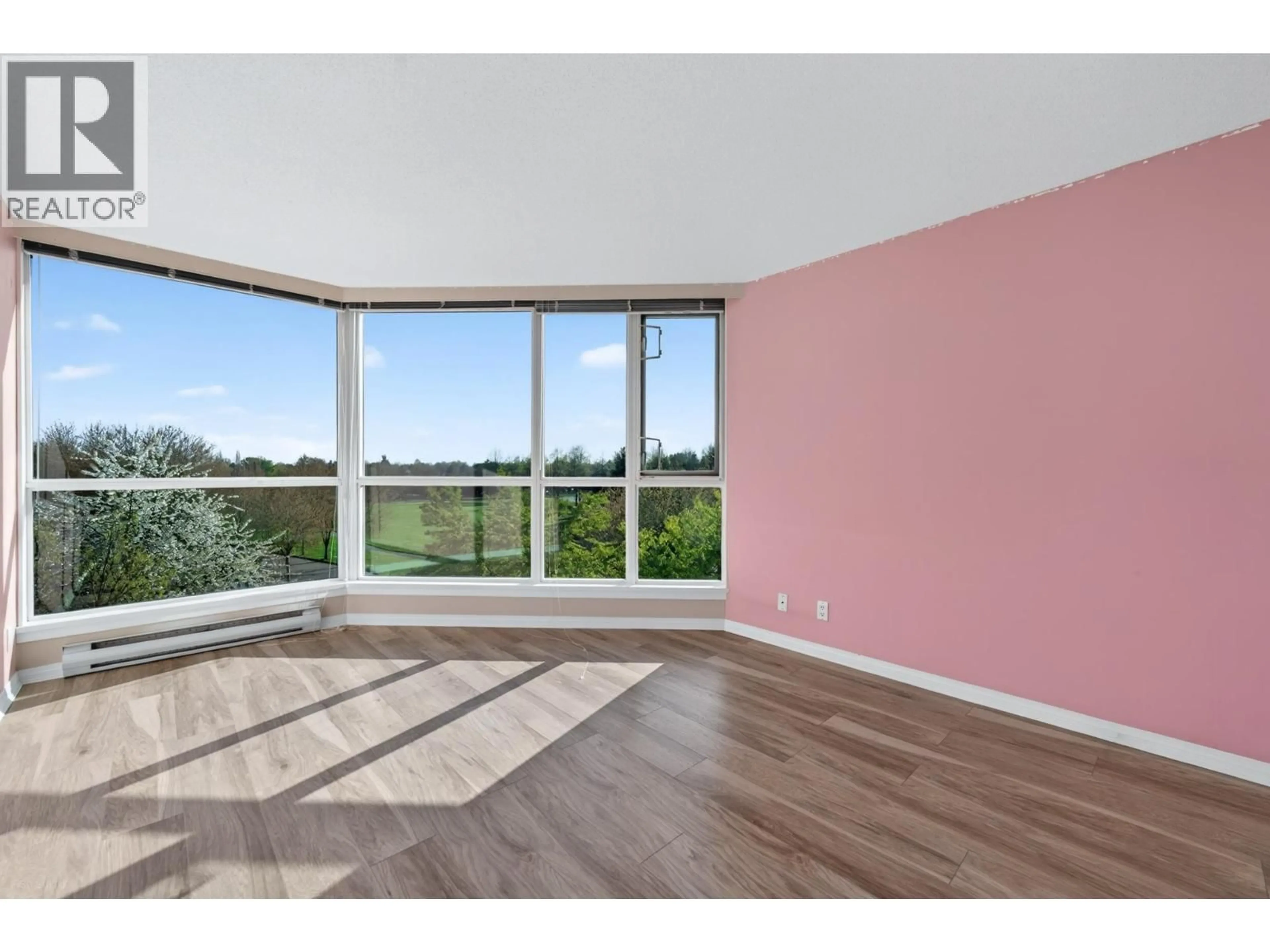 A pic of a room for 401 - 5860 DOVER CRESCENT, Richmond British Columbia V7C5S6