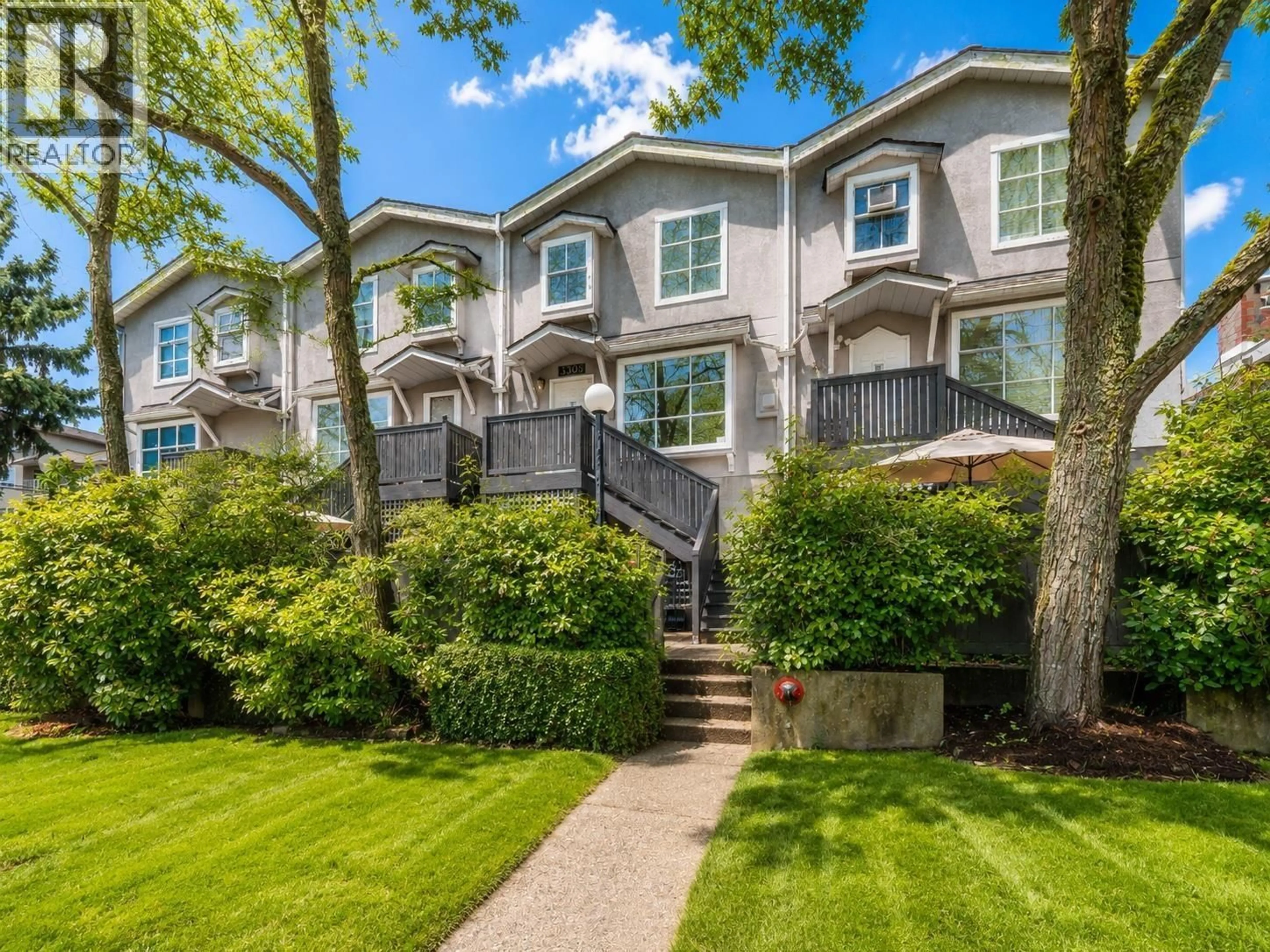 Unknown for 3305 CLIVE AVENUE, Vancouver British Columbia V5R4V4