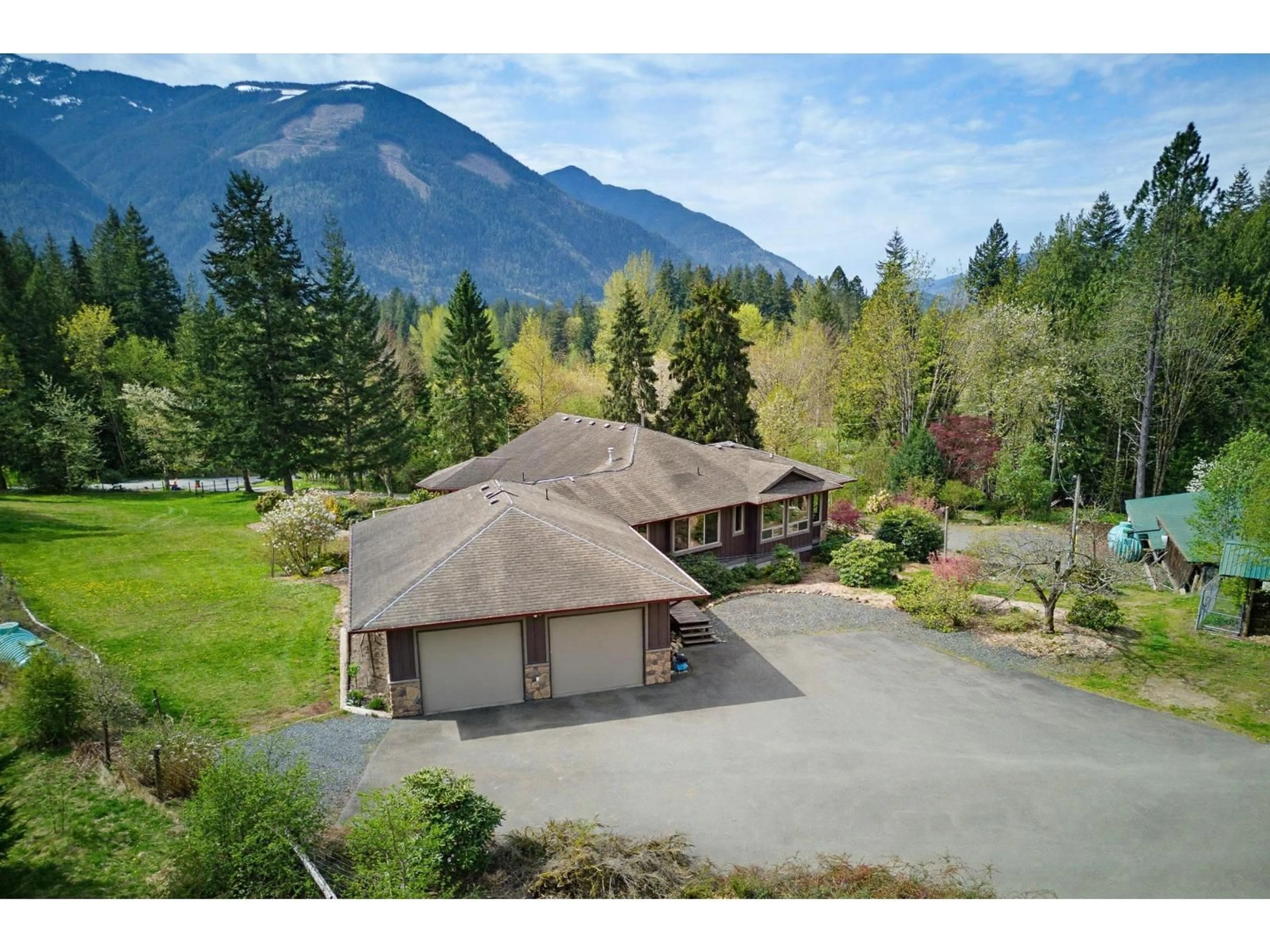 A pic from outside/outdoor area/front of a property/back of a property/a pic from drone, mountain view for 49635 ELK VIEW ROAD, Chilliwack British Columbia V4Z1G5