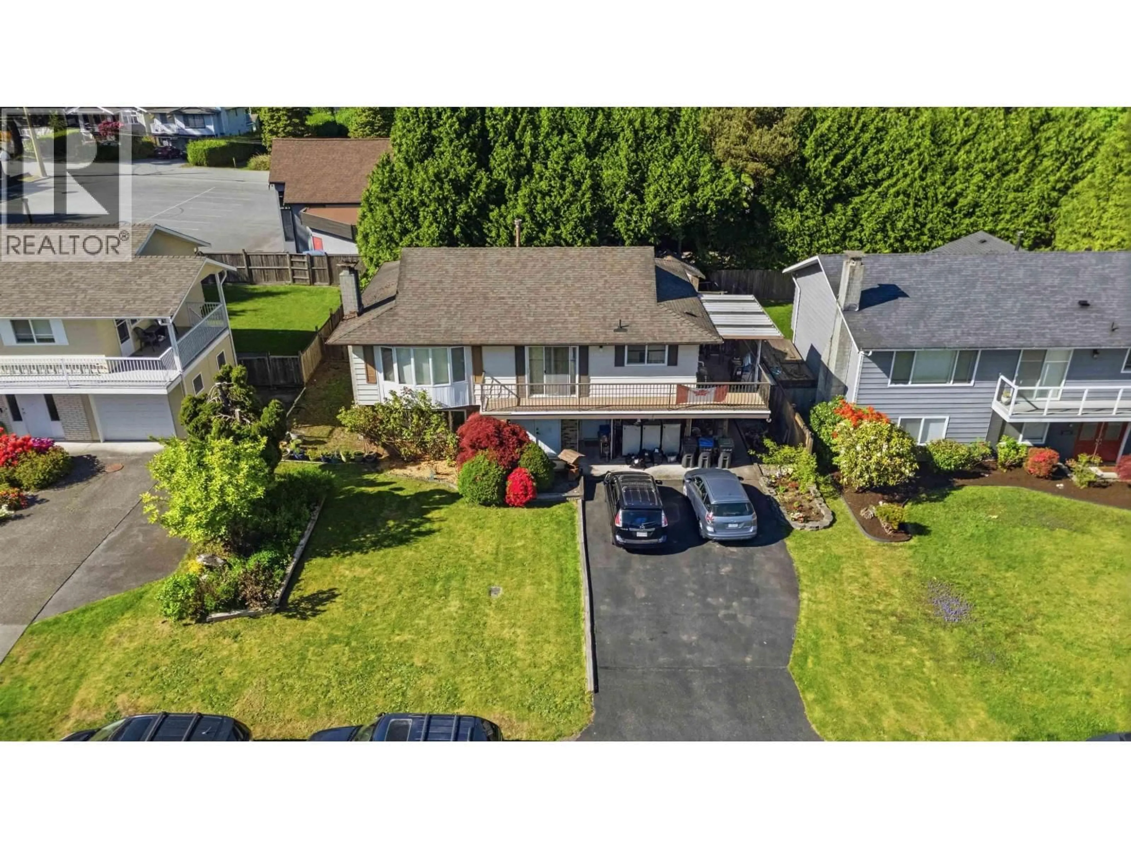 A pic from outside/outdoor area/front of a property/back of a property/a pic from drone, street for 1939 CONNAUGHT AVENUE, Port Coquitlam British Columbia V3C4C5
