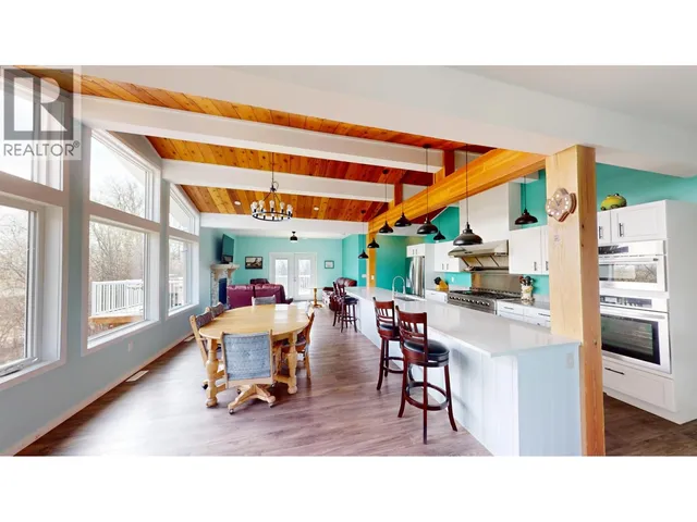 12363 244 ROAD, Fort St. John 5