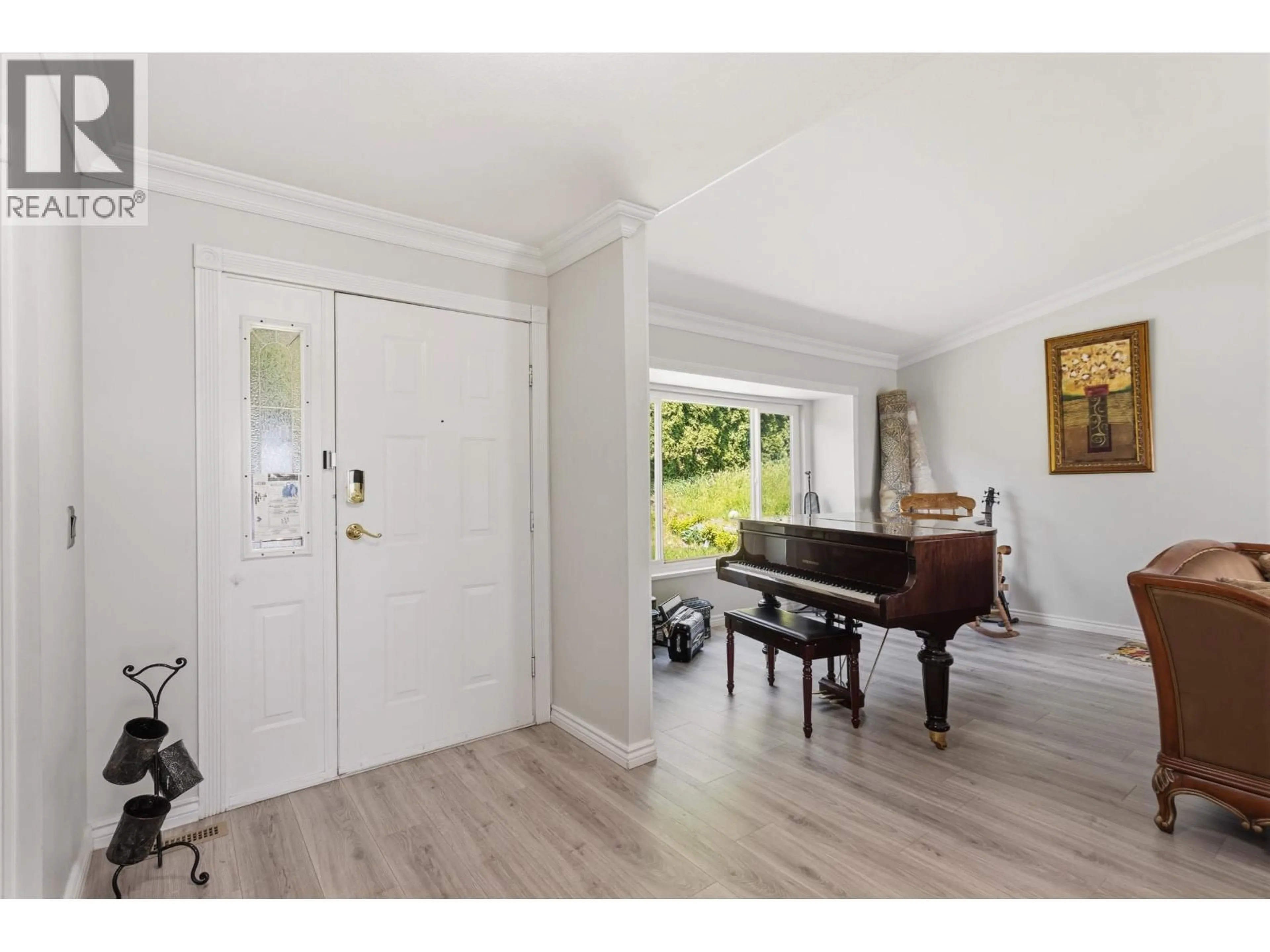 Indoor entryway for 1315 JOHNSON STREET, Coquitlam British Columbia V3B4T6