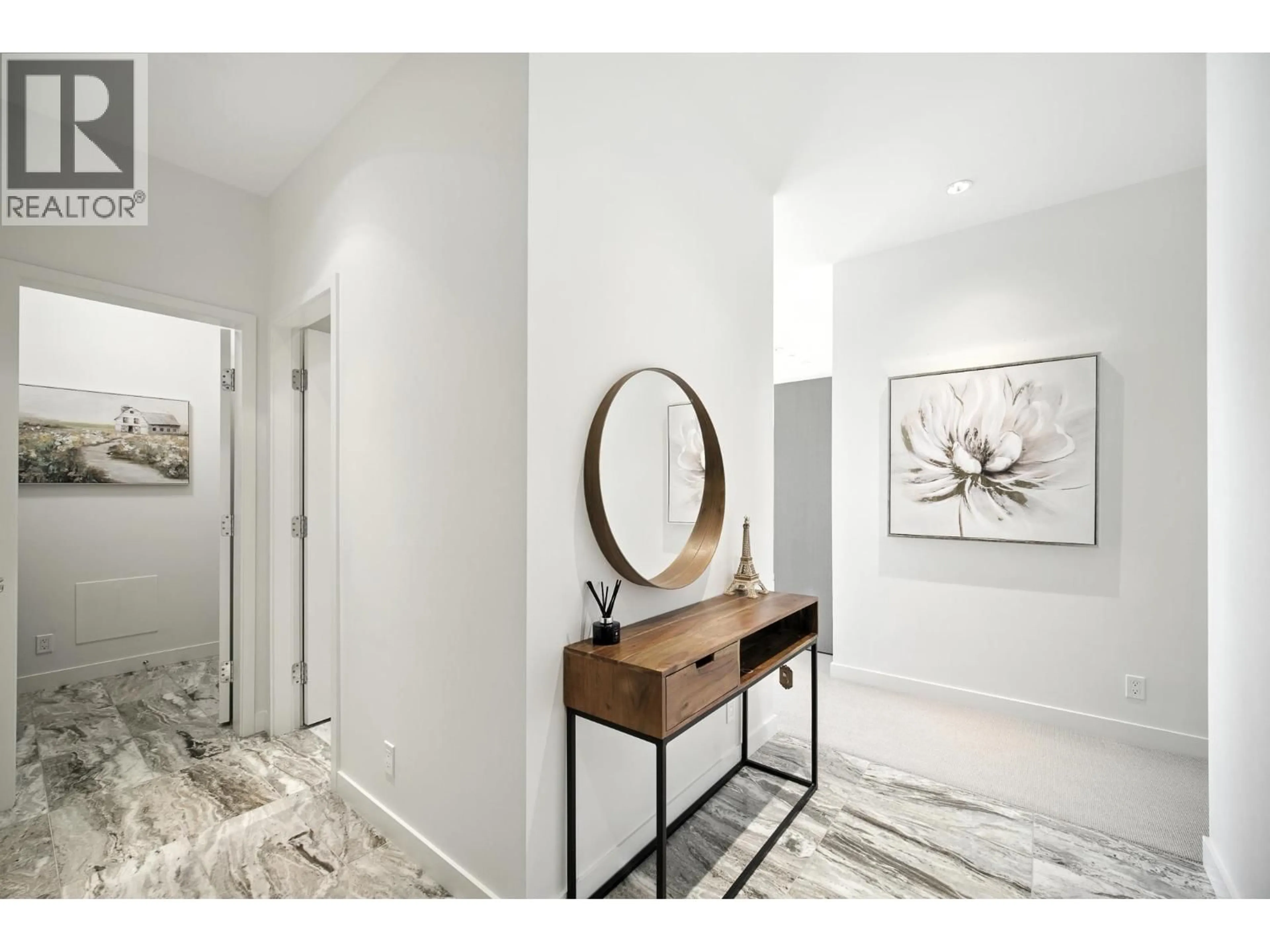 Indoor entryway for 101 - 6611 PEARSON WAY, Richmond British Columbia V7C0C3
