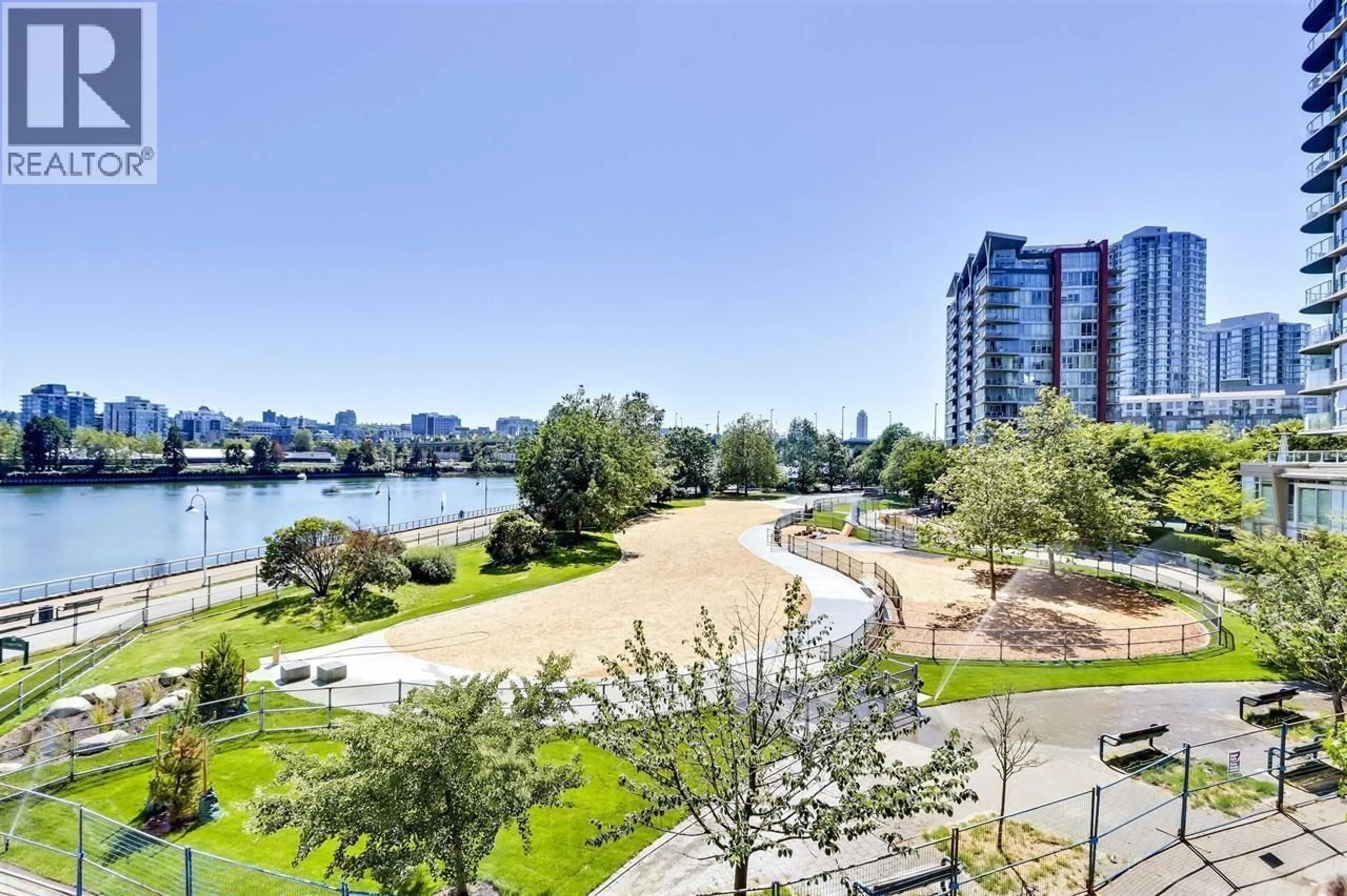 A pic from outside/outdoor area/front of a property/back of a property/a pic from drone, water/lake/river/ocean view for 305 - 8 SMITHE MEWS, Vancouver British Columbia V6B0A5