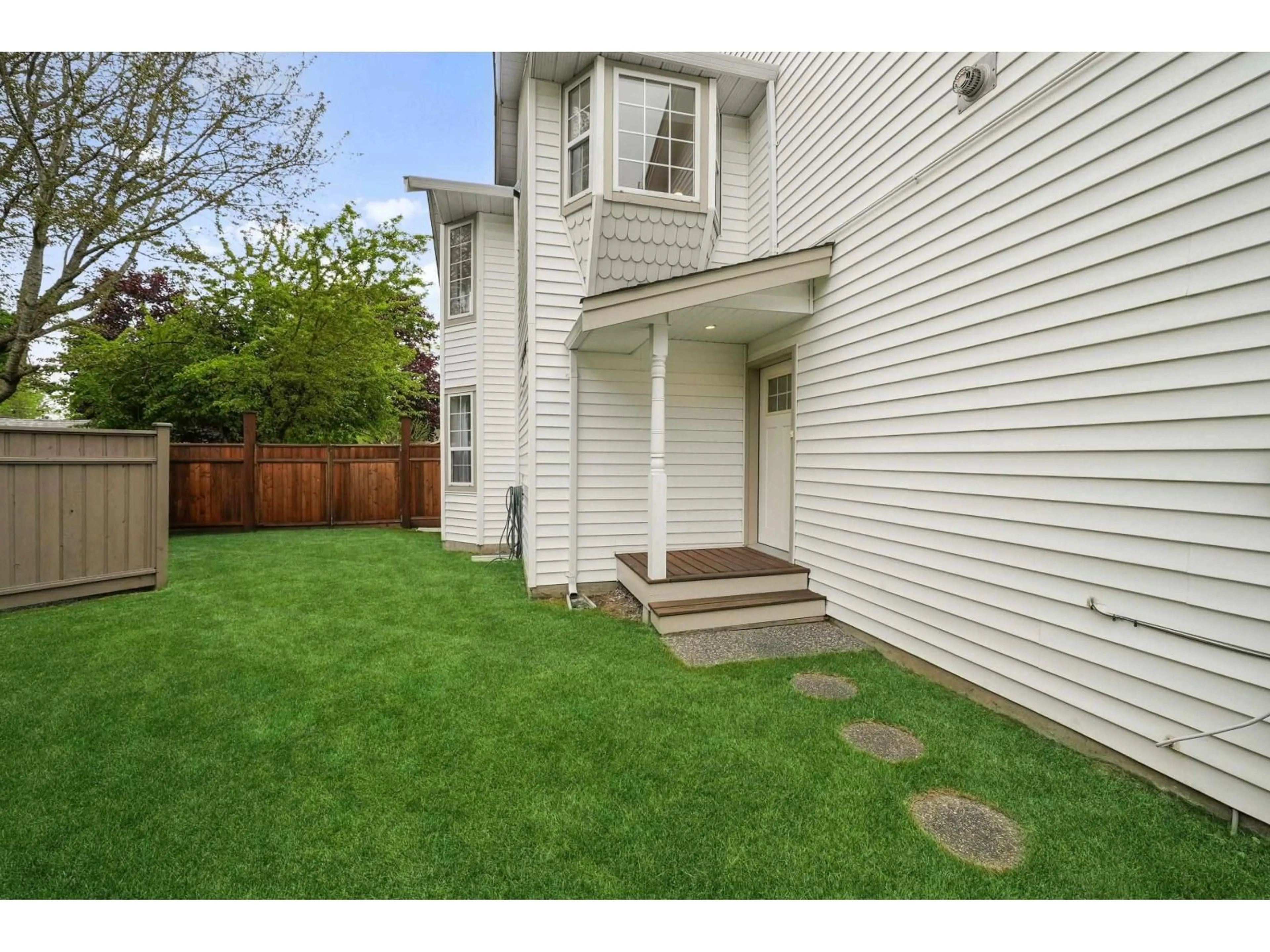 Patio, street for 21831 44A AVENUE, Langley British Columbia V3A8E1
