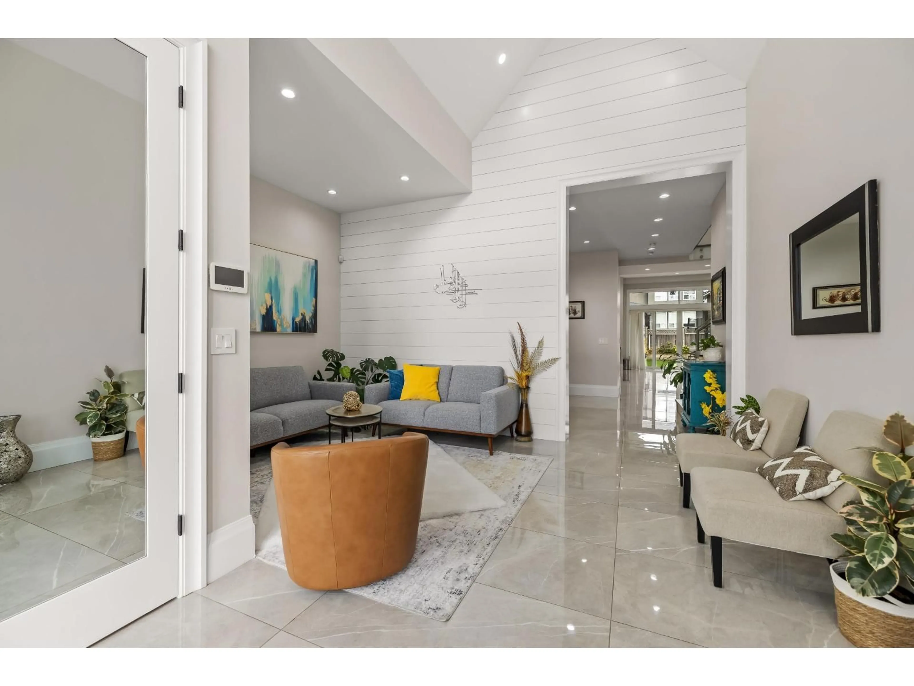 Unknown for 15689 106A AVENUE, Surrey British Columbia V4N1K3