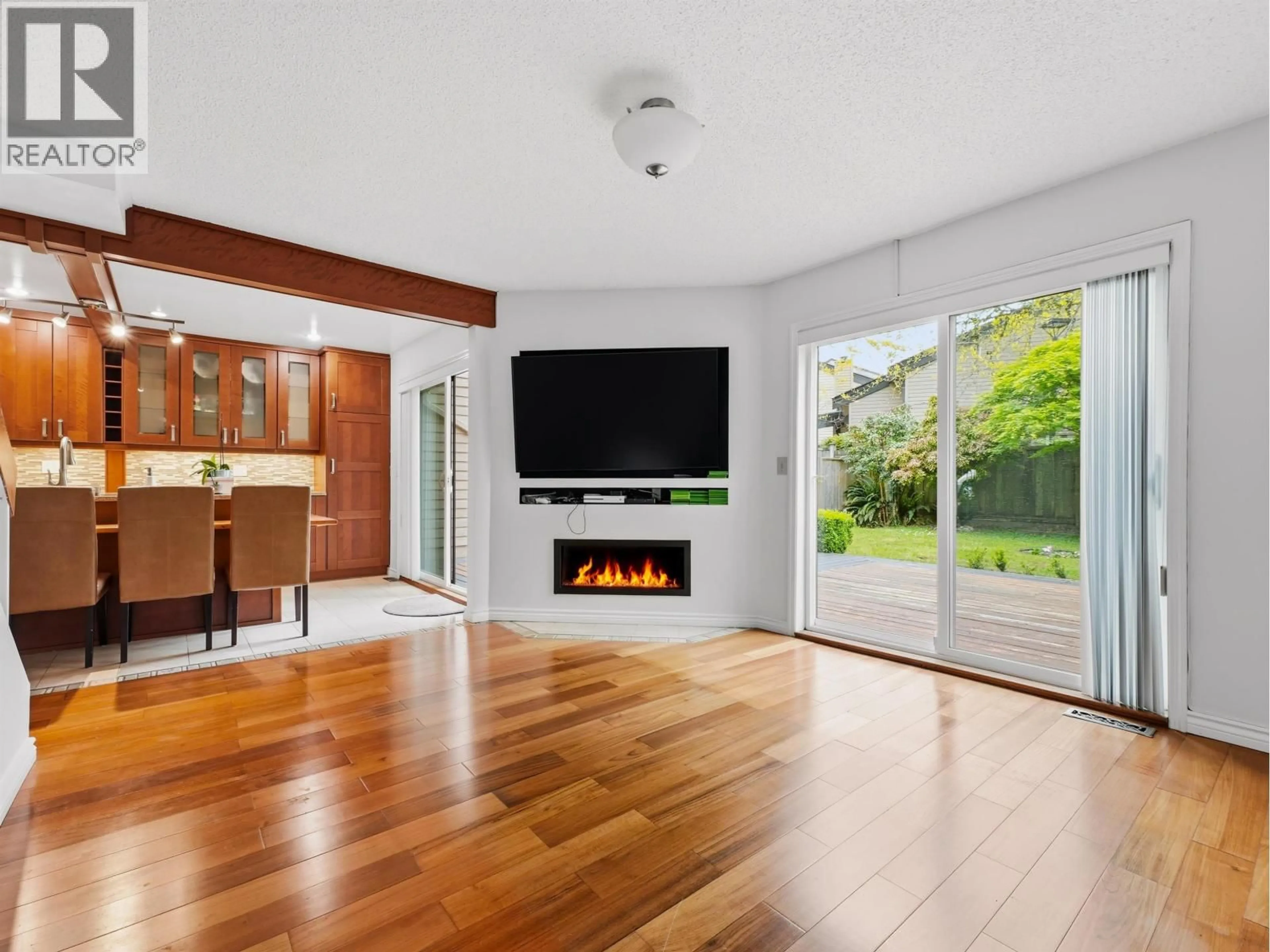 Unknown for 3542 HURST PLACE, Vancouver British Columbia V5S4C8