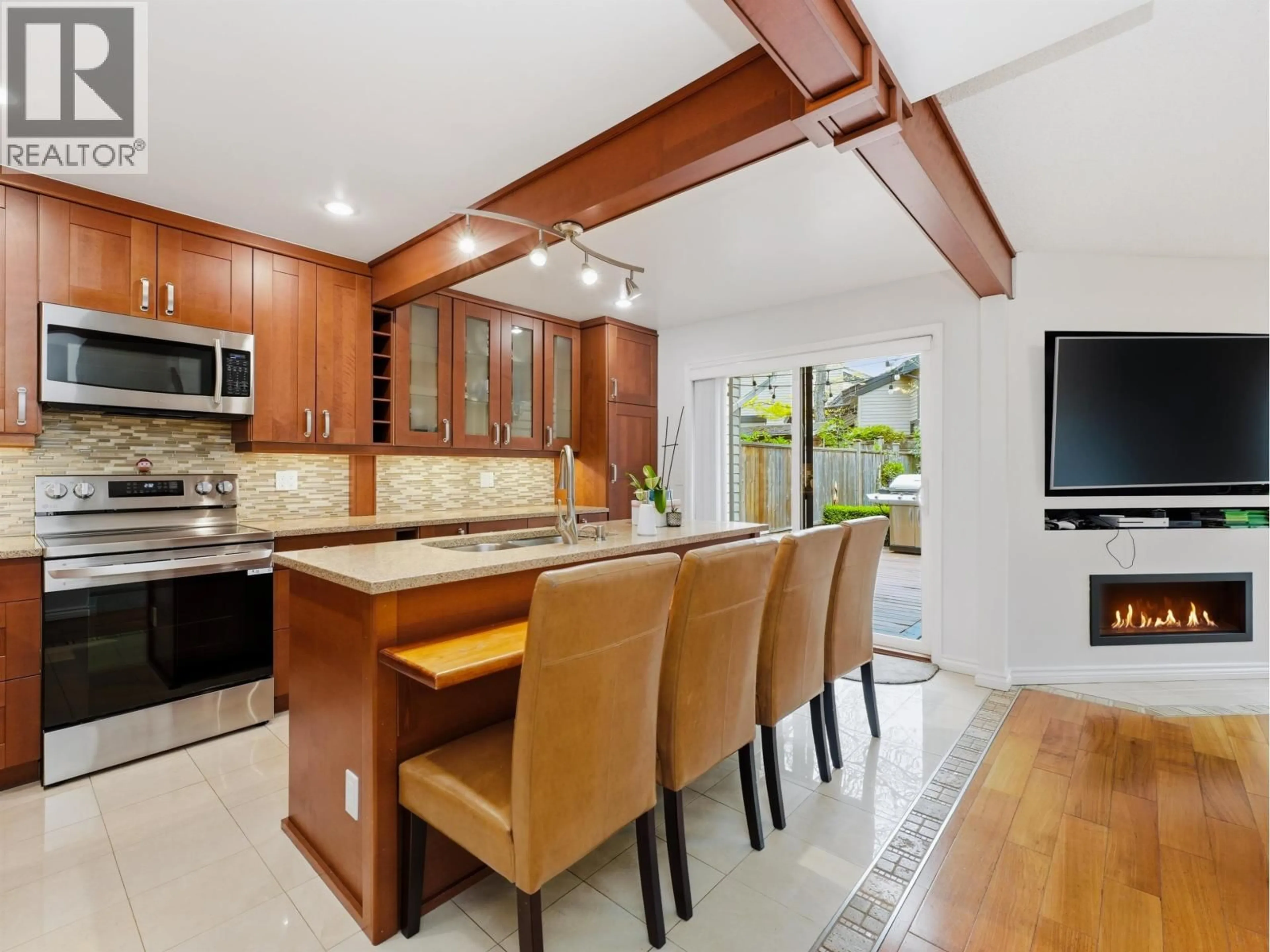 Open concept kitchen, ceramic/tile floor for 3542 HURST PLACE, Vancouver British Columbia V5S4C8