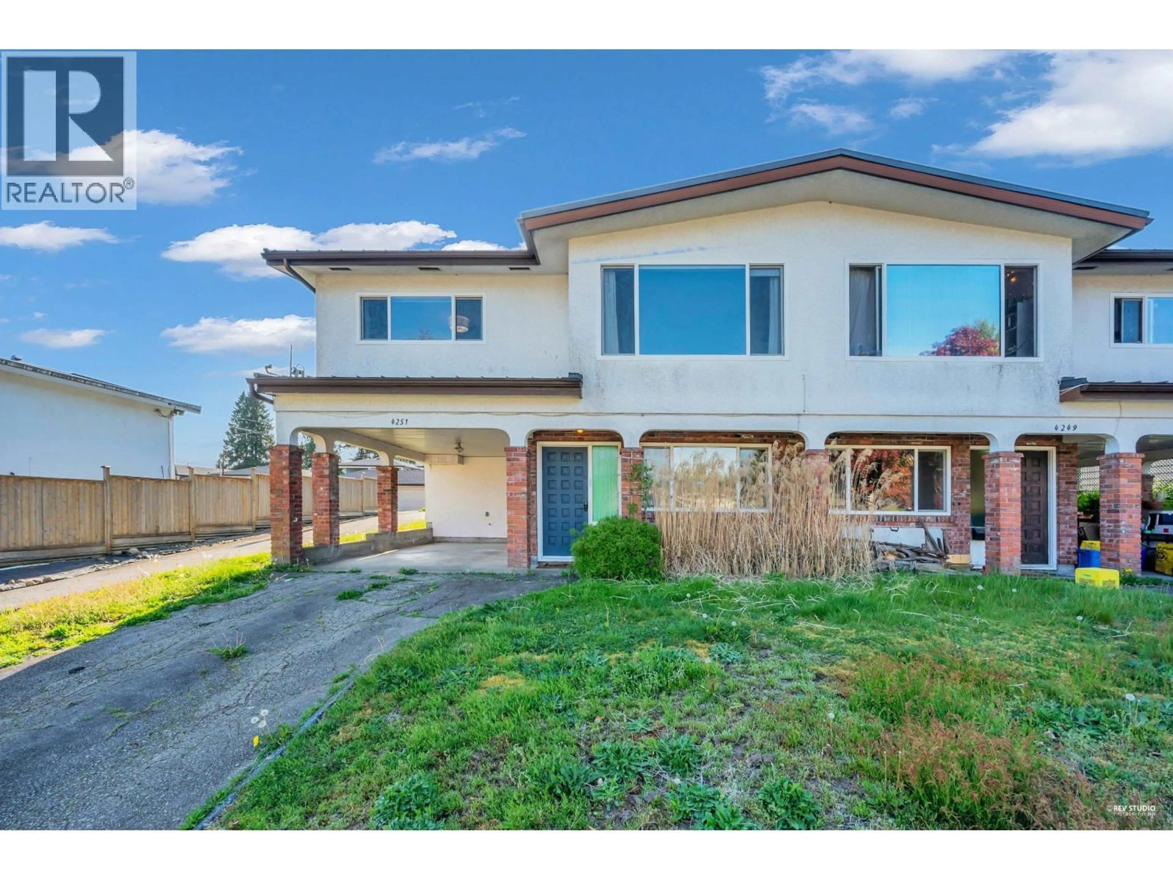 Unknown for 4249 BARKER AVENUE, Burnaby British Columbia V5G3C3