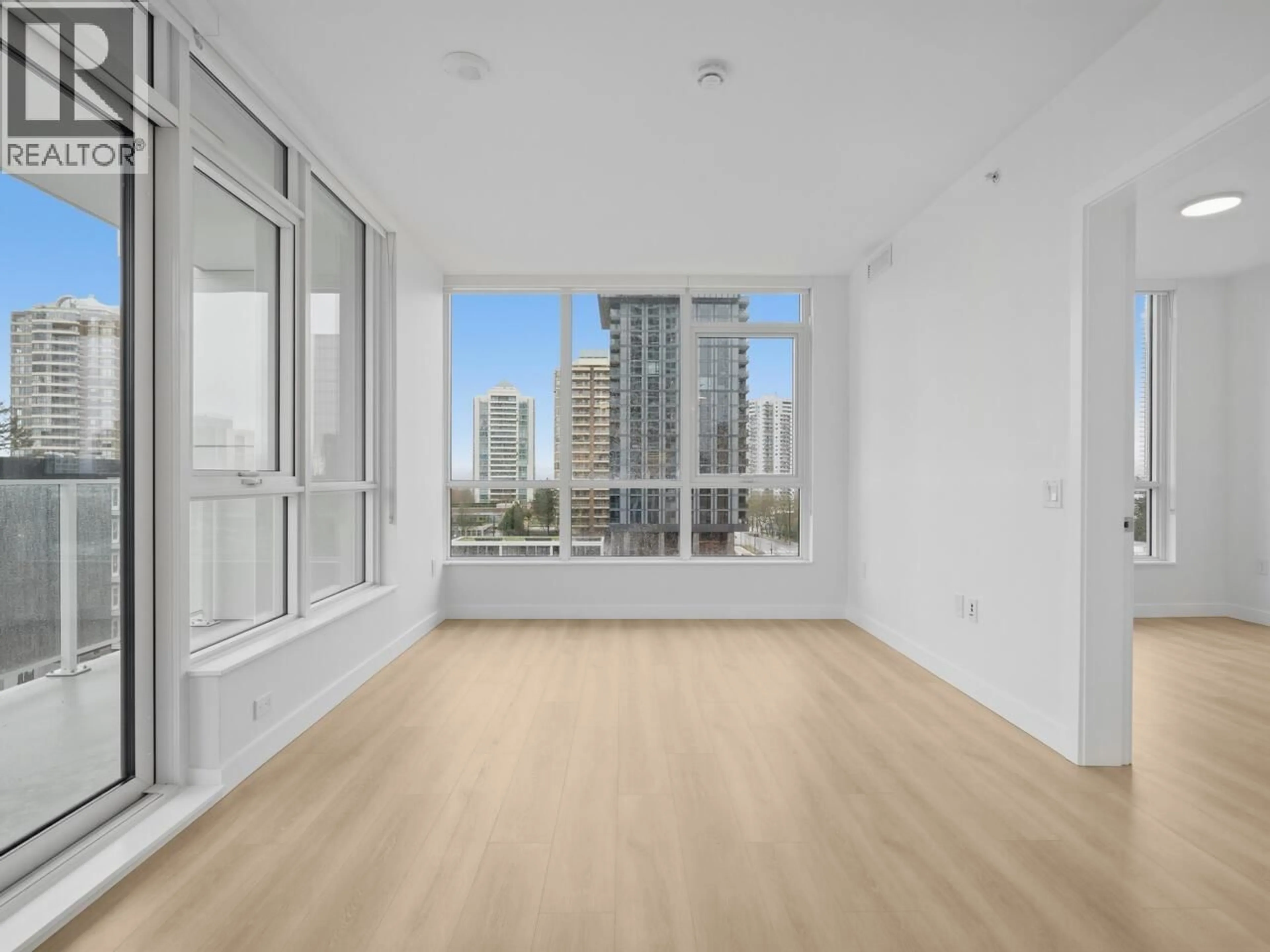 A pic of a room for 501 - 6087 WILSON AVENUE, Burnaby British Columbia V5H0M1