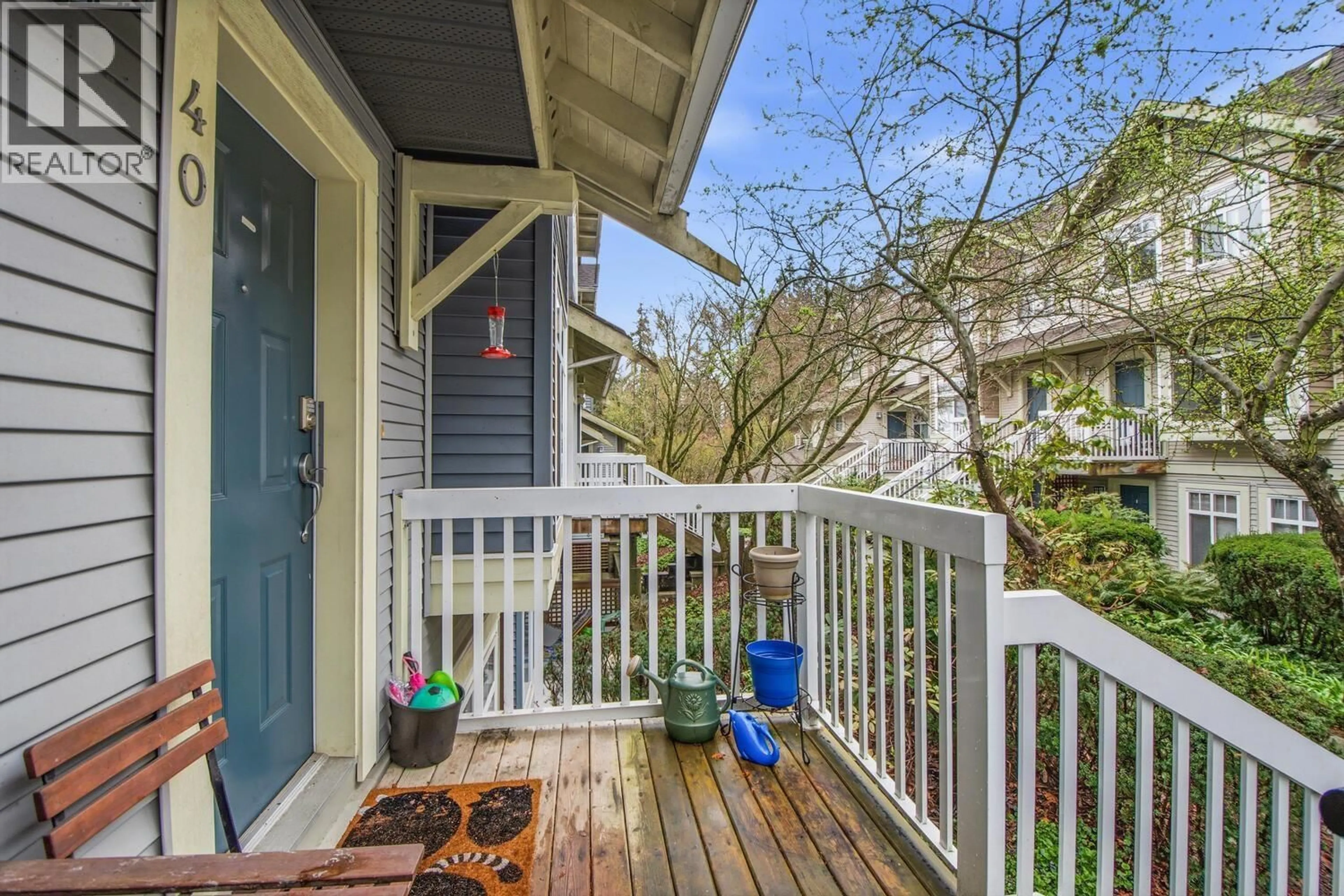 Patio, street for 40 - 7488 SOUTHWYNDE AVENUE, Burnaby British Columbia V3N5C6