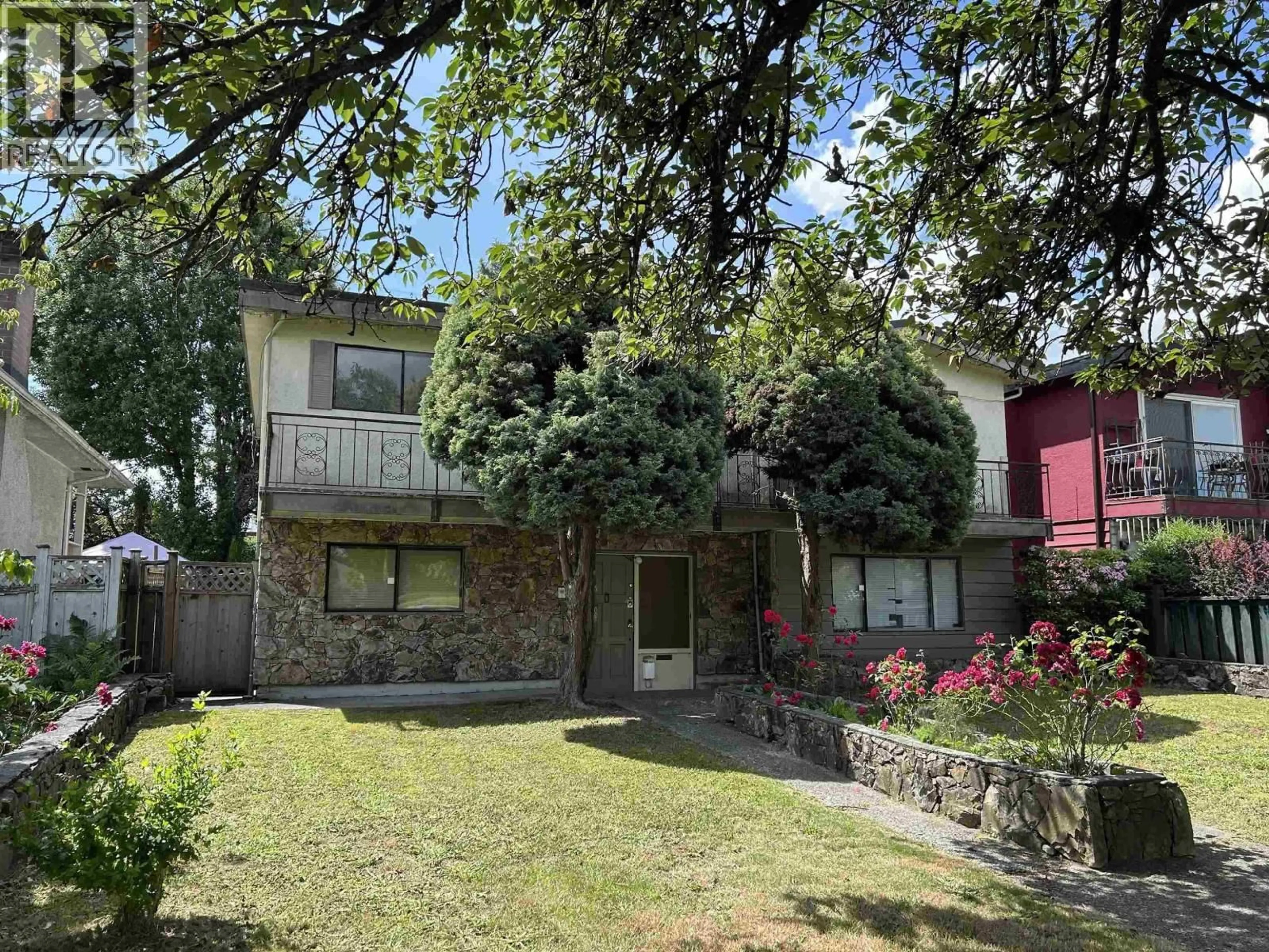 A pic from outside/outdoor area/front of a property/back of a property/a pic from drone, street for 2514 49TH AVENUE, Vancouver British Columbia V5S1J5