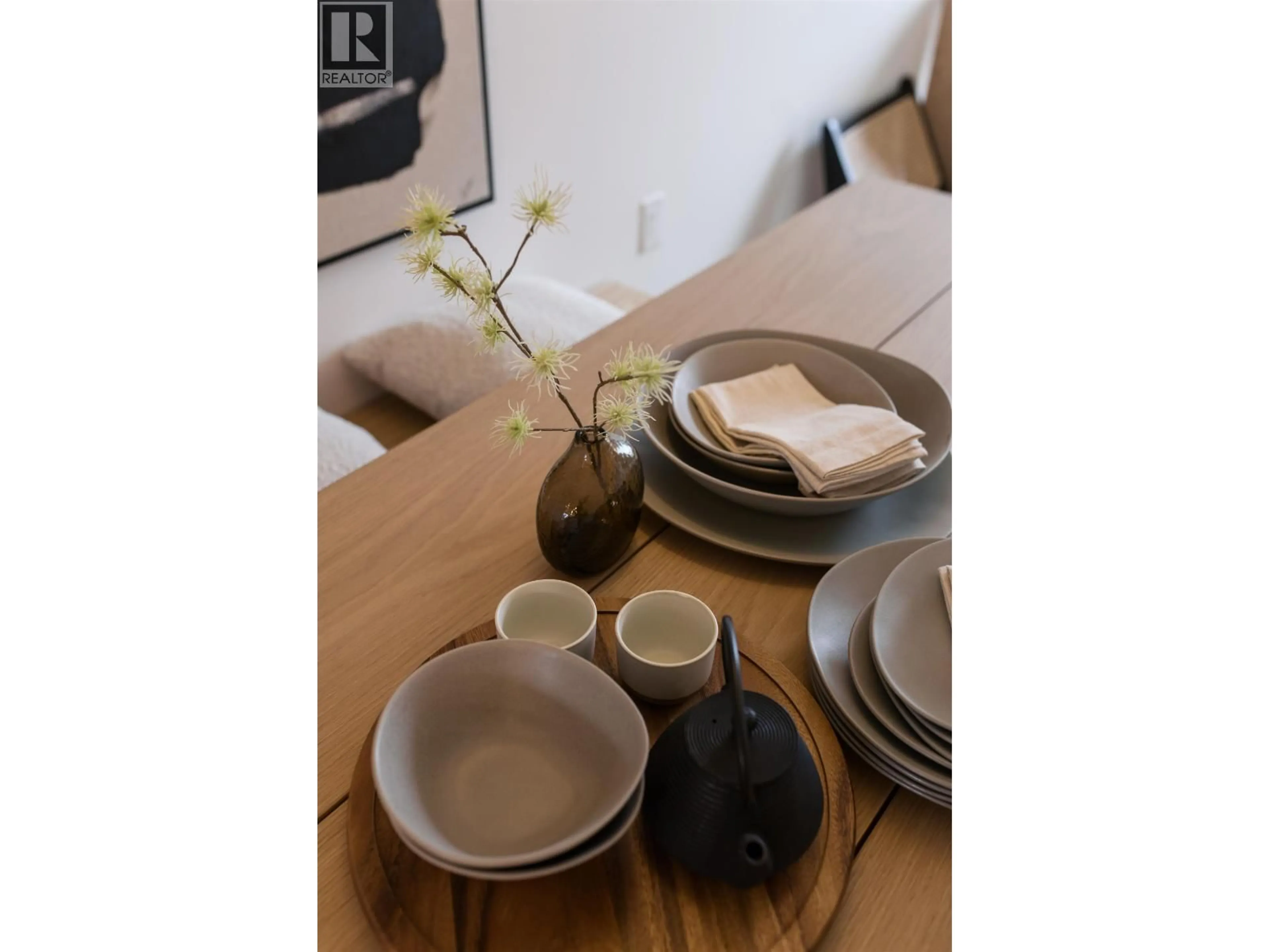 Dining room, unknown for 142 - 2880 NANAIMO STREET, Vancouver British Columbia V5M2E1