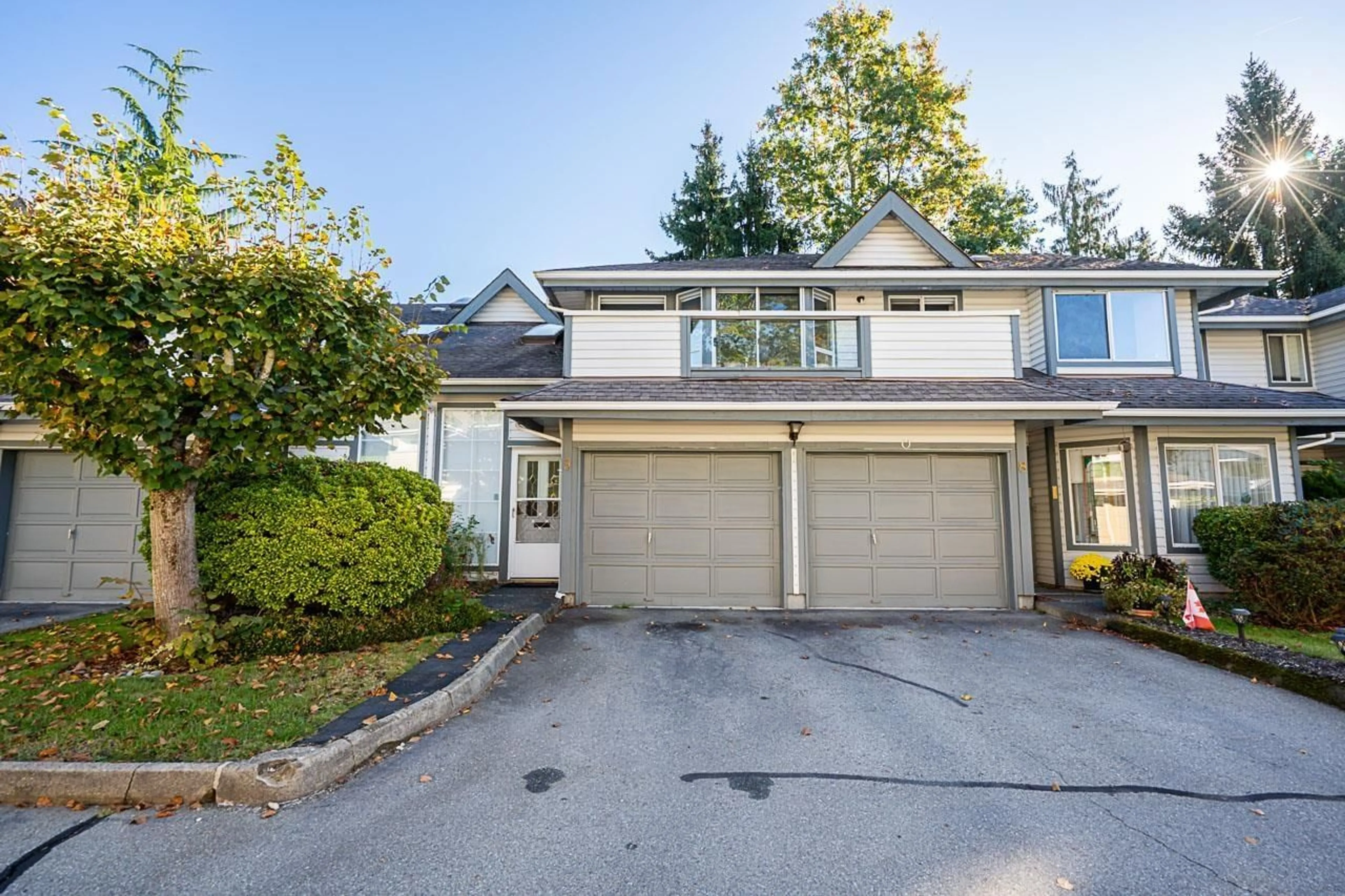 Unknown for 9 - 9947 151 STREET, Surrey British Columbia V3R9A1