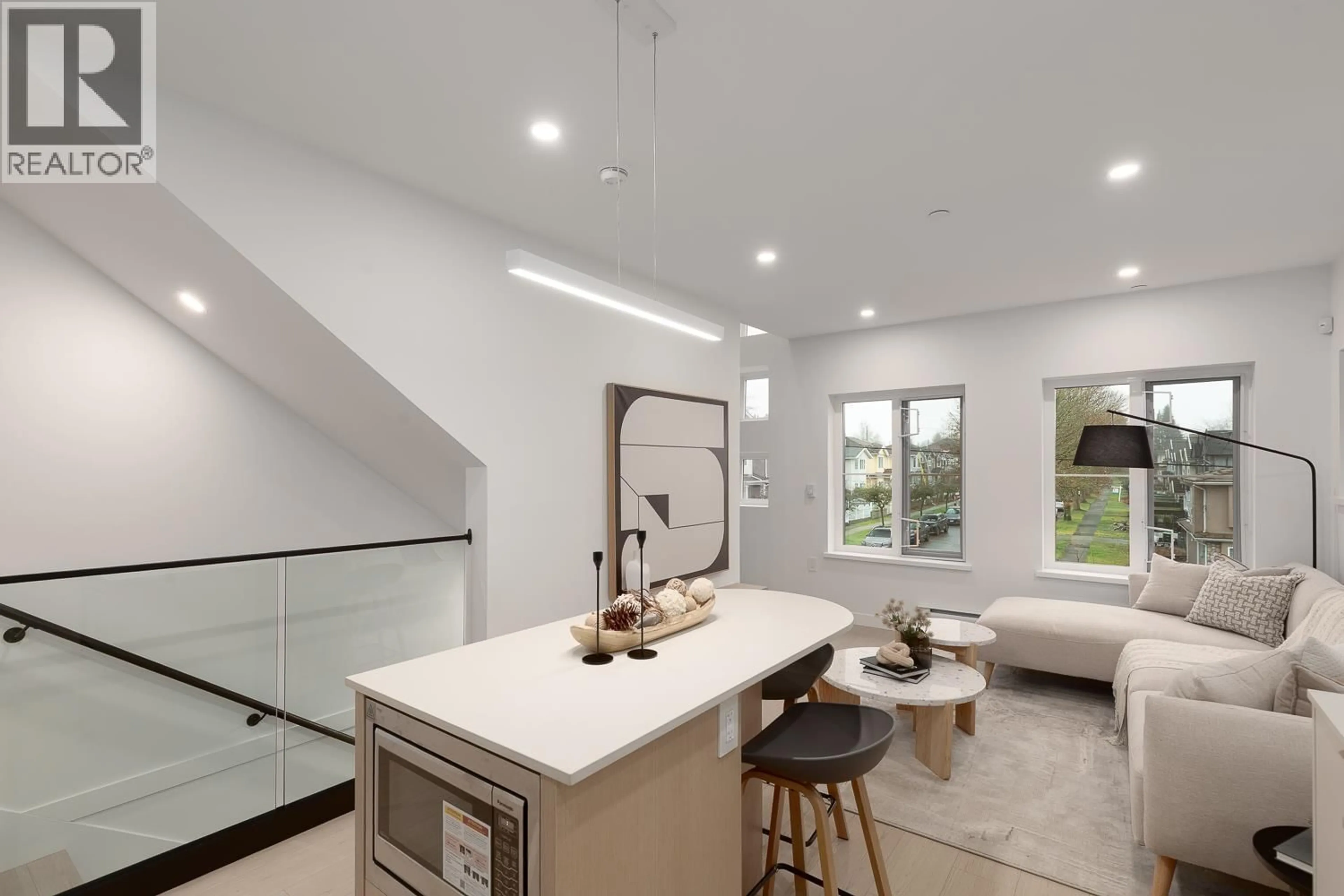 Open concept kitchen, unknown for 203 - 2329 34TH AVENUE, Vancouver British Columbia V5R2S6