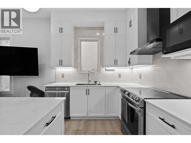 5499 MANOR STREET, Burnaby 4