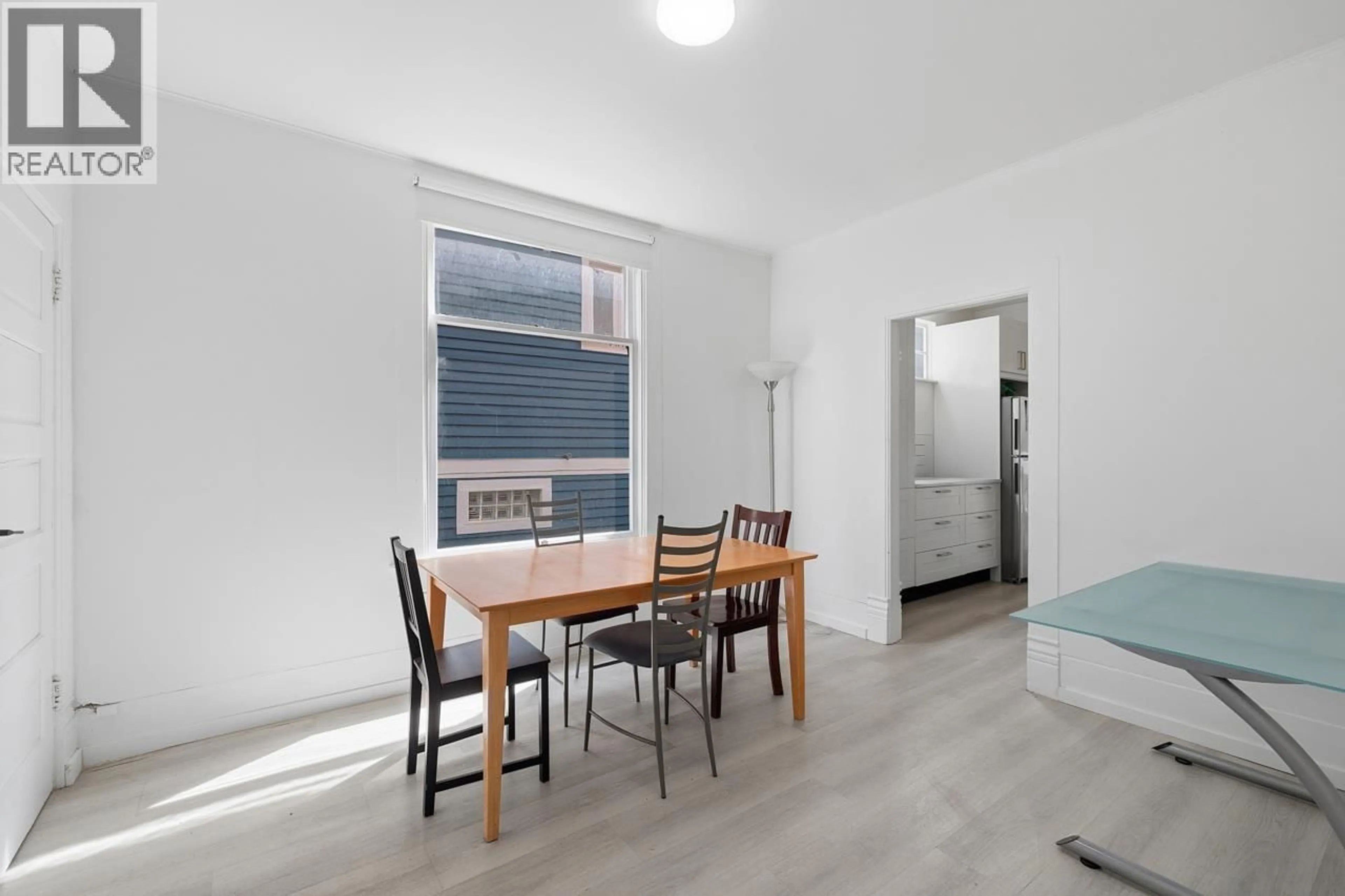 Unknown for 14 14TH AVENUE, Vancouver British Columbia V5Y1W6