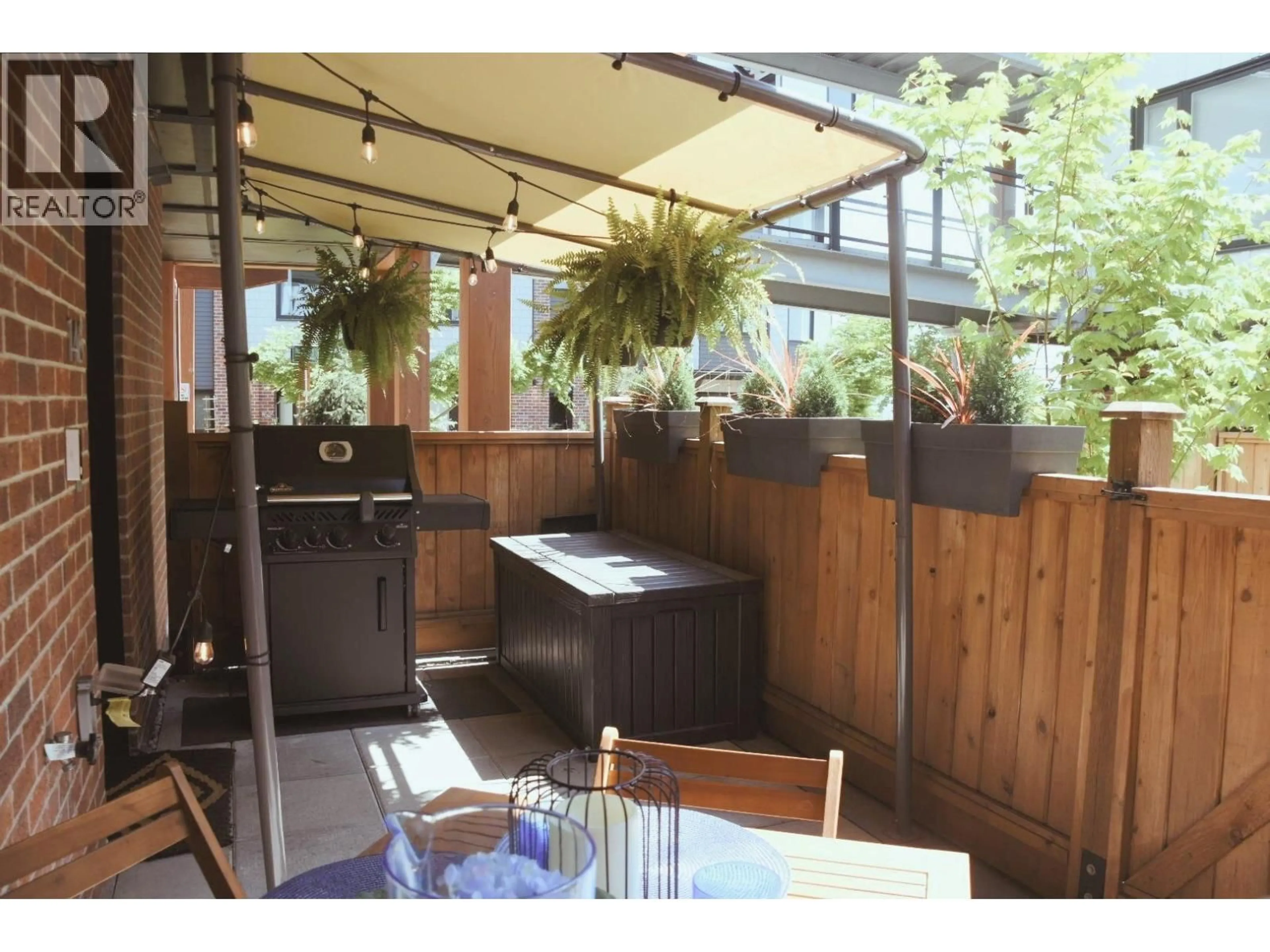 Patio, street for 146 - 545 2ND STREET, North Vancouver British Columbia V7L1E1
