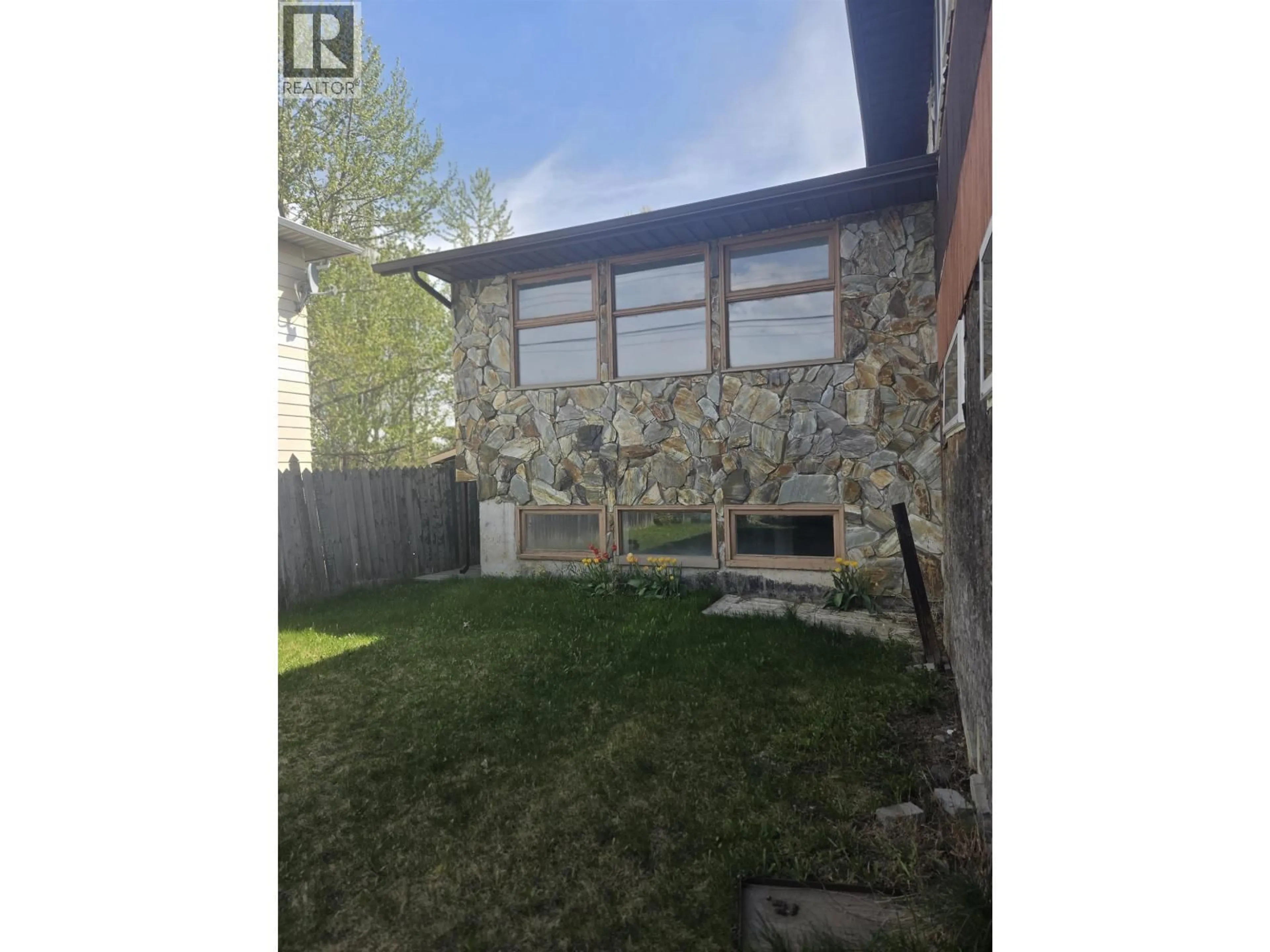 Unknown for 2402 VICTORIA STREET, Prince George British Columbia V2L2M2