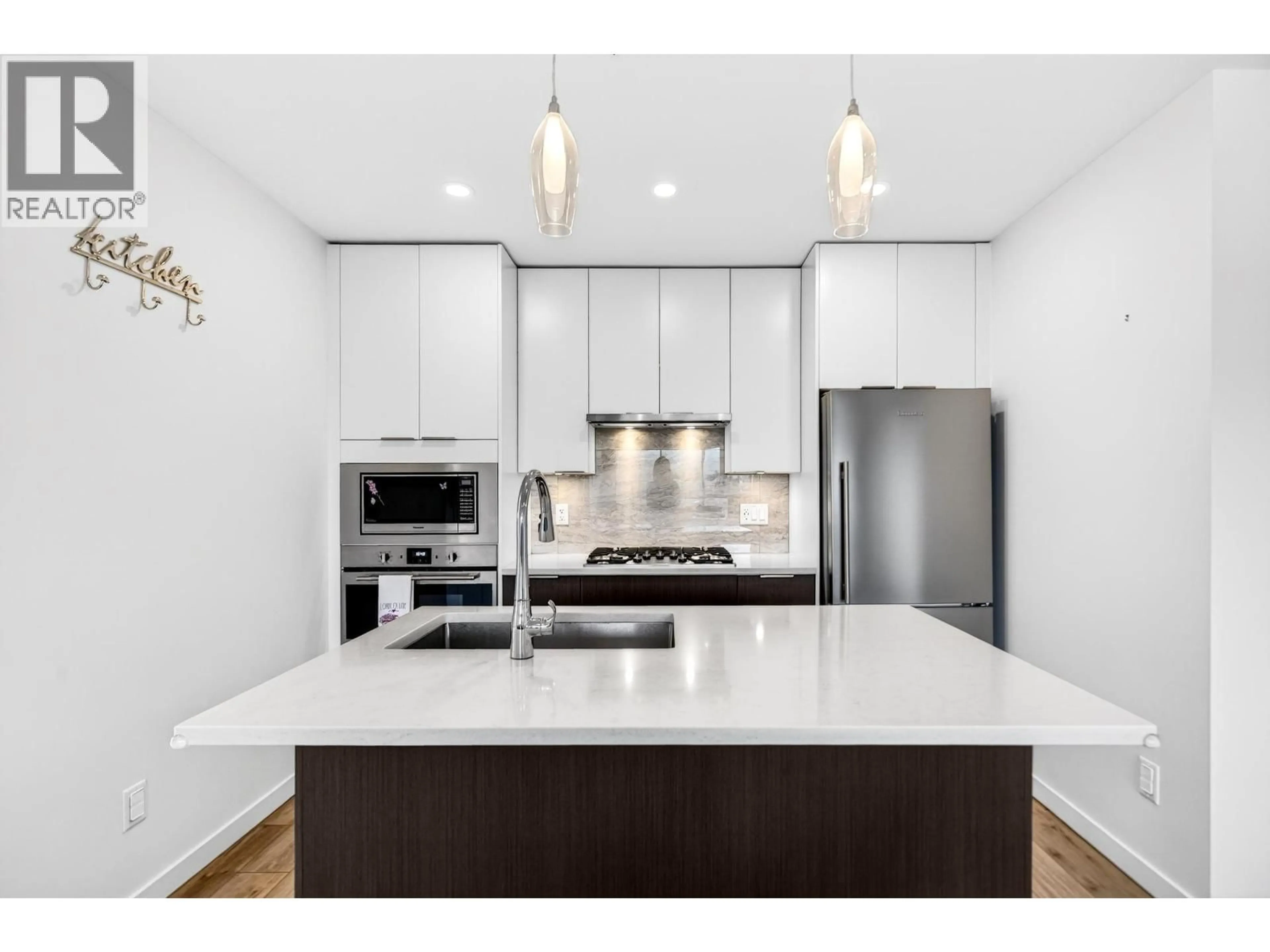 Contemporary kitchen, unknown for 417 - 11641 227 STREET, Maple Ridge British Columbia V2X9J6