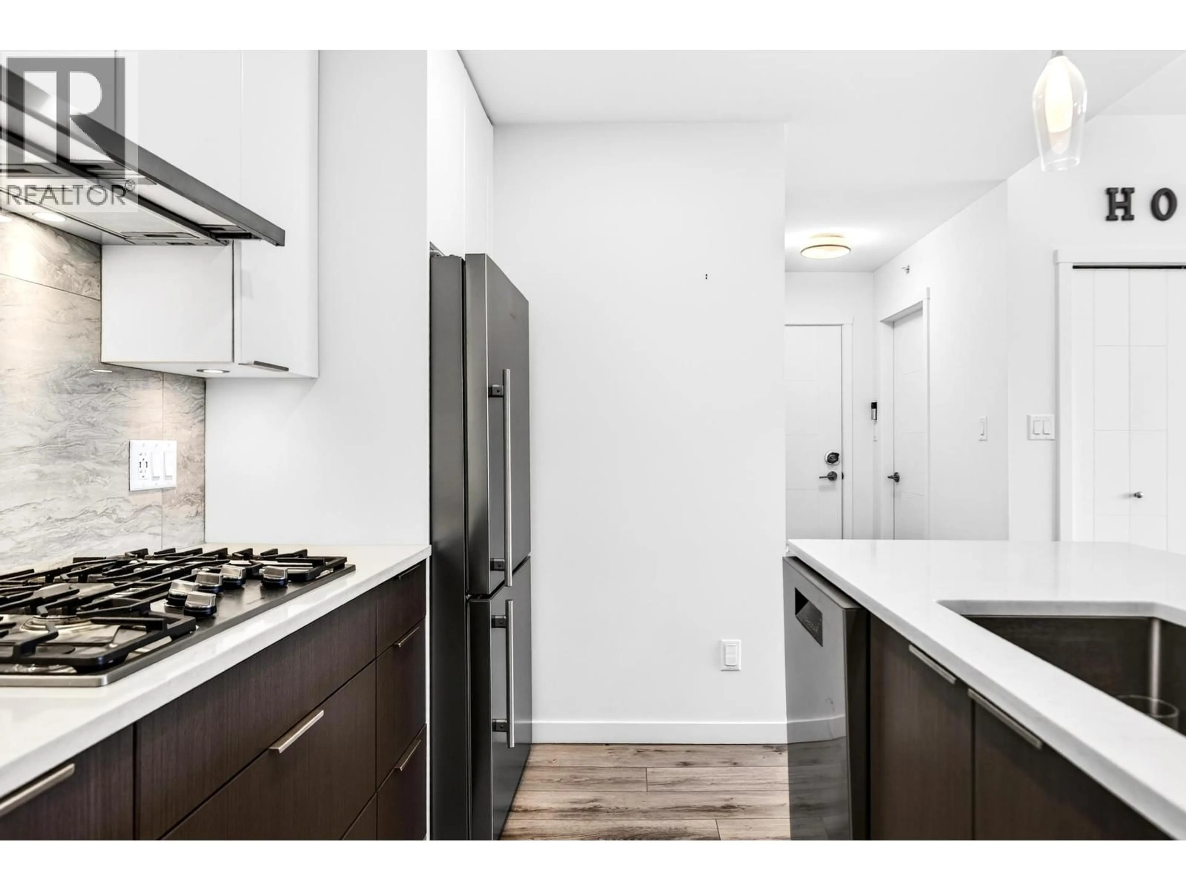 Standard kitchen, unknown for 417 - 11641 227 STREET, Maple Ridge British Columbia V2X9J6