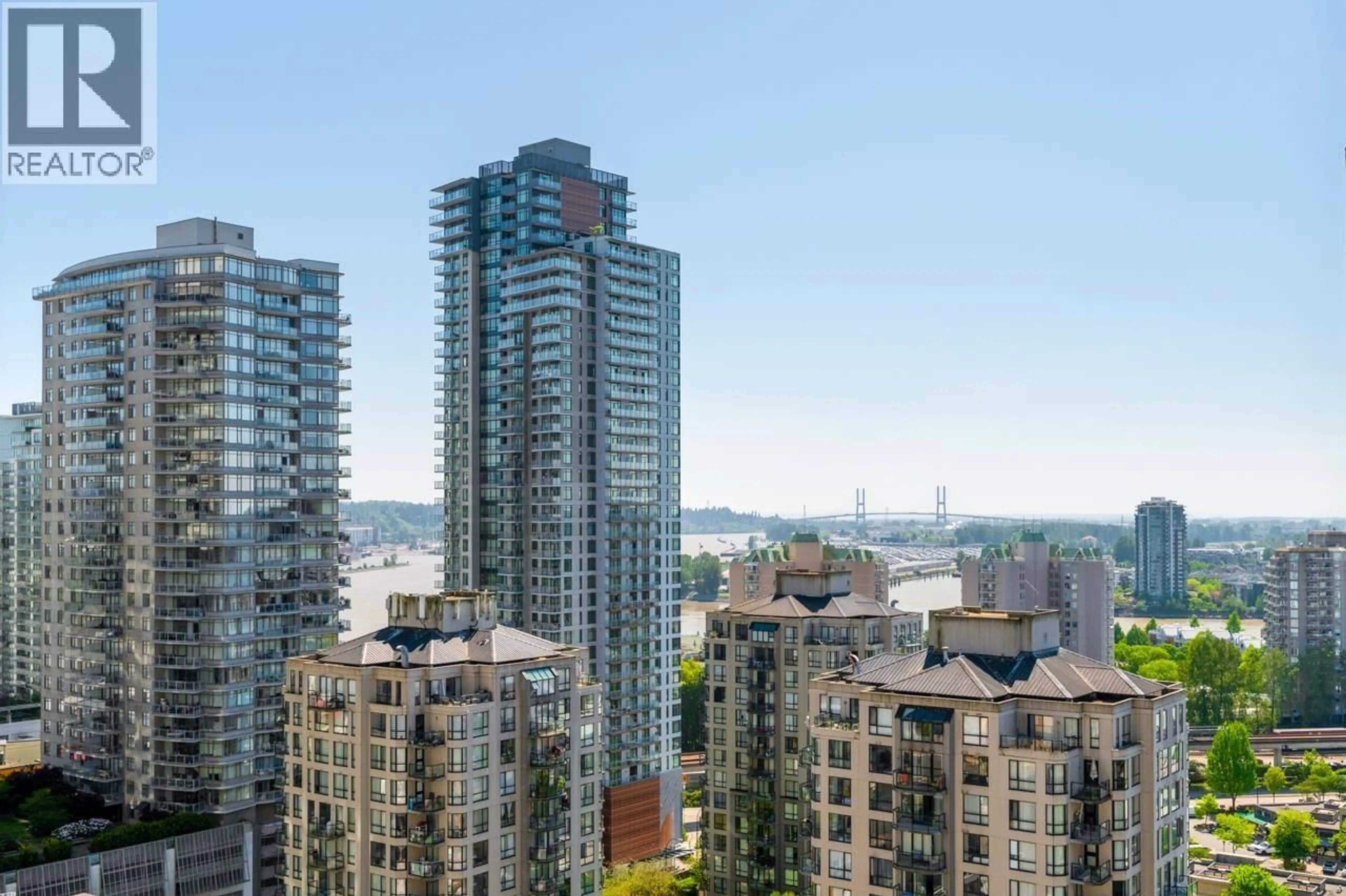 Balcony in the apartment, city buildings view from balcony for 1506 - 813 AGNES STREET, New Westminster British Columbia V3M0A9