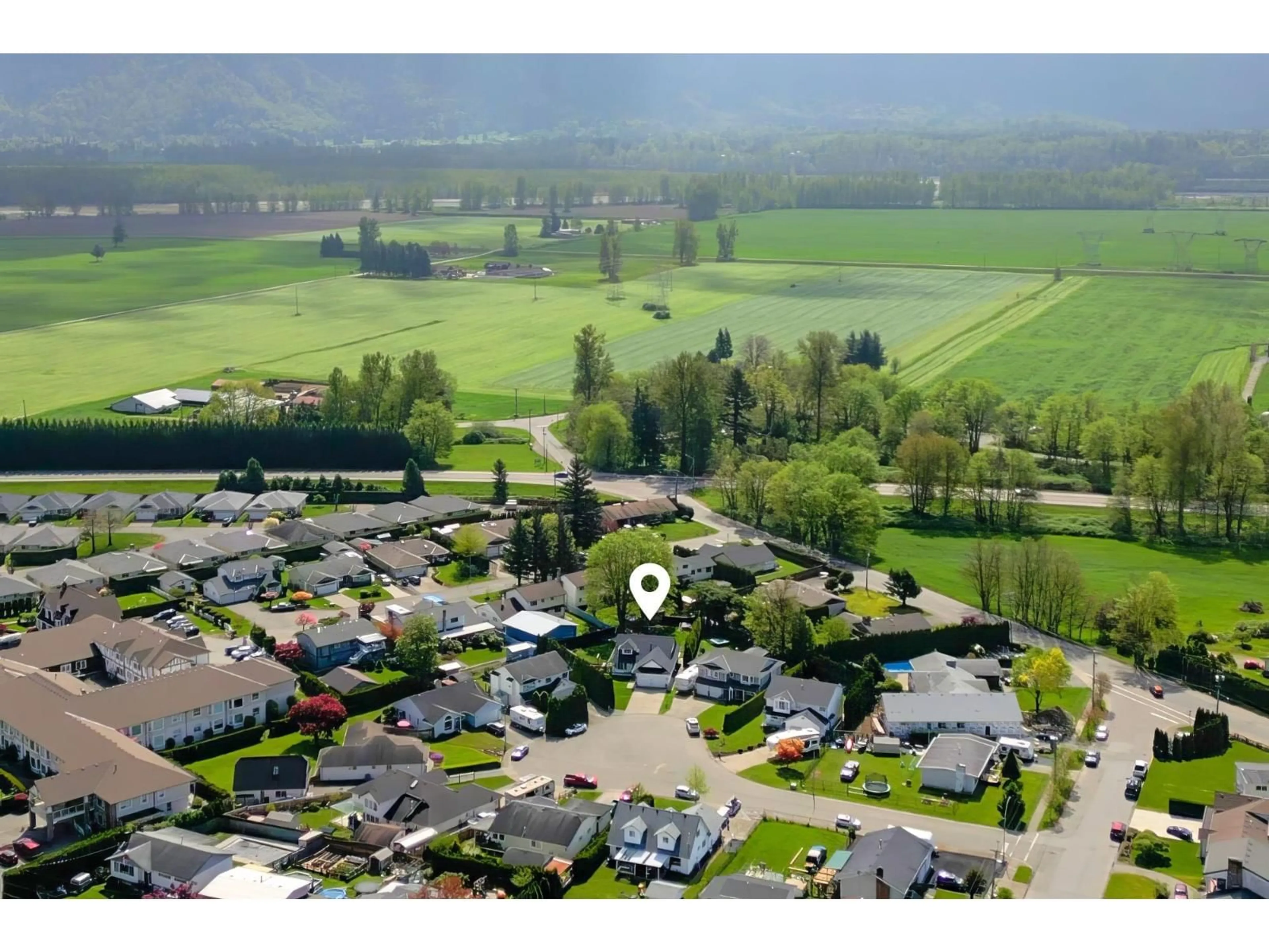 A pic from outside/outdoor area/front of a property/back of a property/a pic from drone, mountain view for 7238 GERRIT PLACE, Agassiz British Columbia V0M1A2