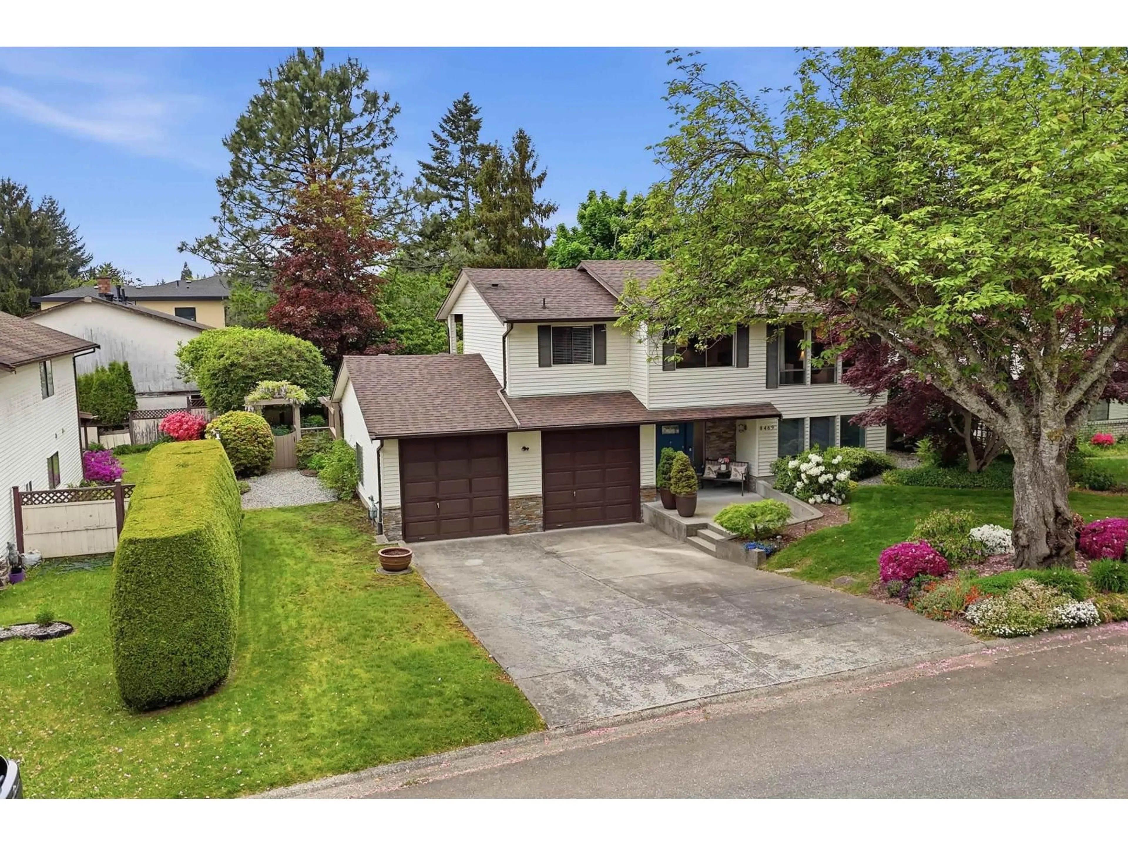 A pic from outside/outdoor area/front of a property/back of a property/a pic from drone, street for 8469 153A STREET, Surrey British Columbia V3S6J2