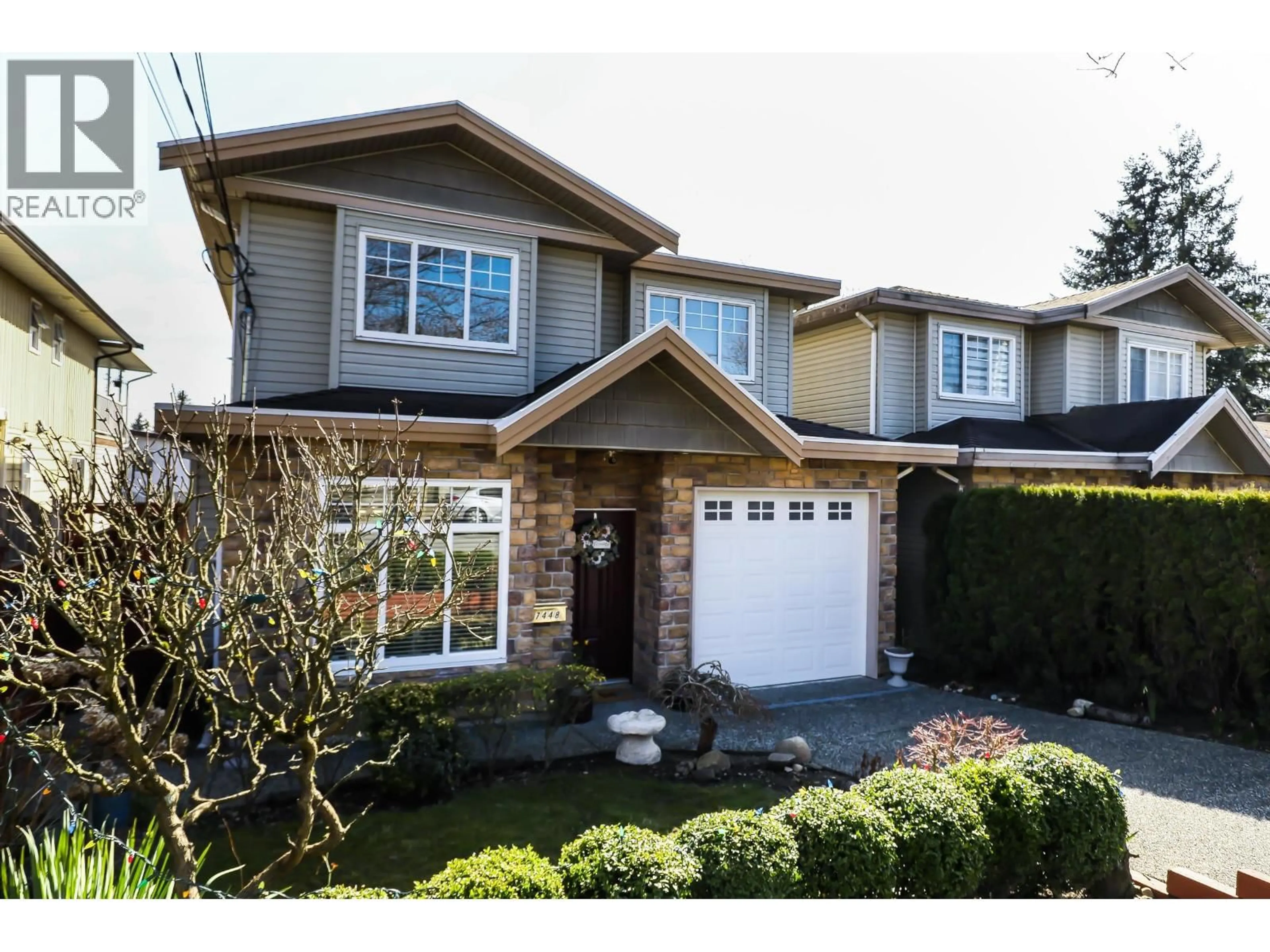 Home with vinyl exterior material, street for 7448 17TH AVE AVENUE, Burnaby British Columbia V3N1L4