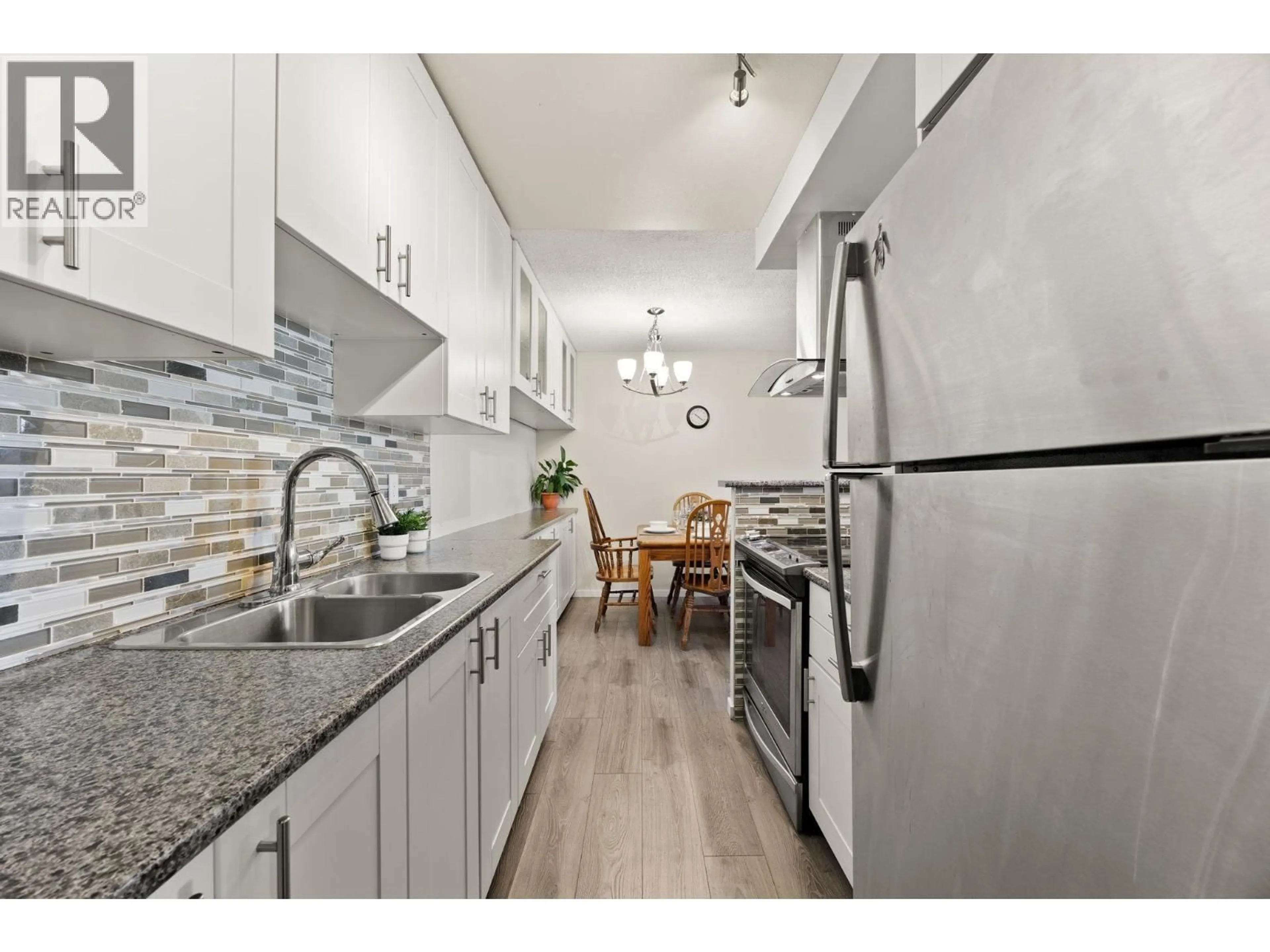 Unknown for 1202 - 6759 WILLINGDON AVENUE, Burnaby British Columbia V5H3Y9