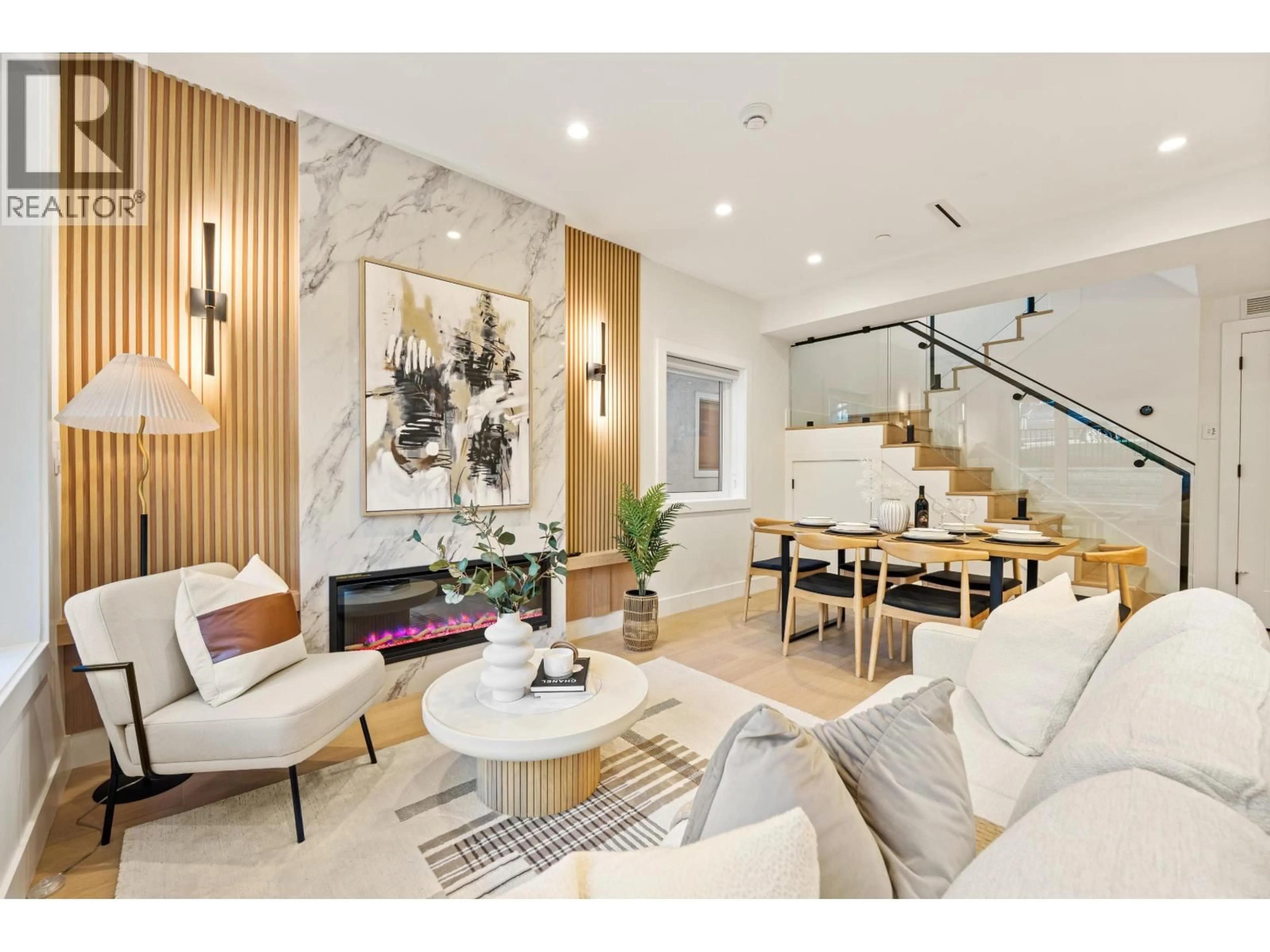 Living room with furniture, unknown for 3156-1 8TH AVENUE, Vancouver British Columbia V5M1X6