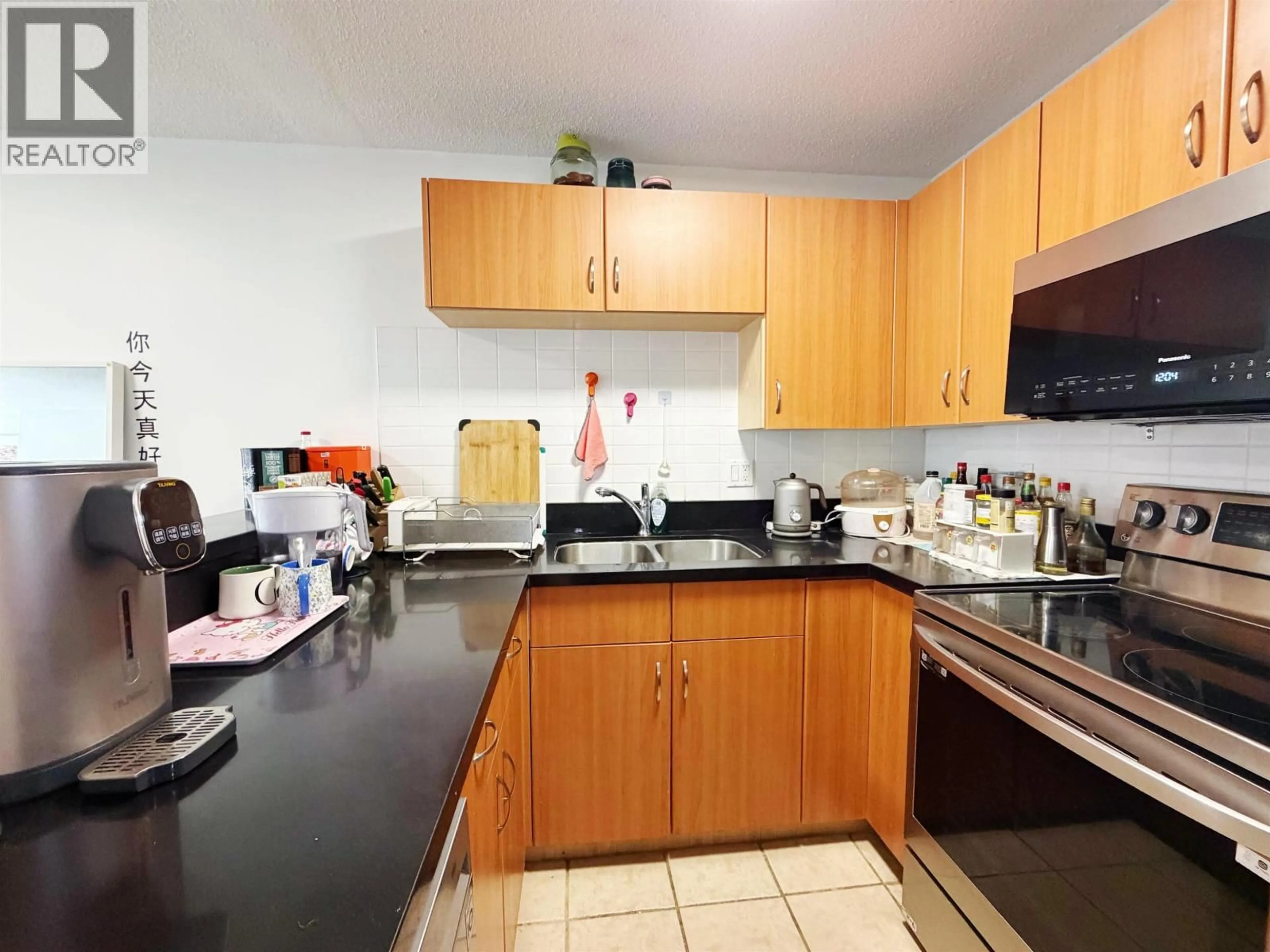 Standard kitchen, unknown for 107 - 8700 WESTMINSTER HIGHWAY, Richmond British Columbia V6X1A8