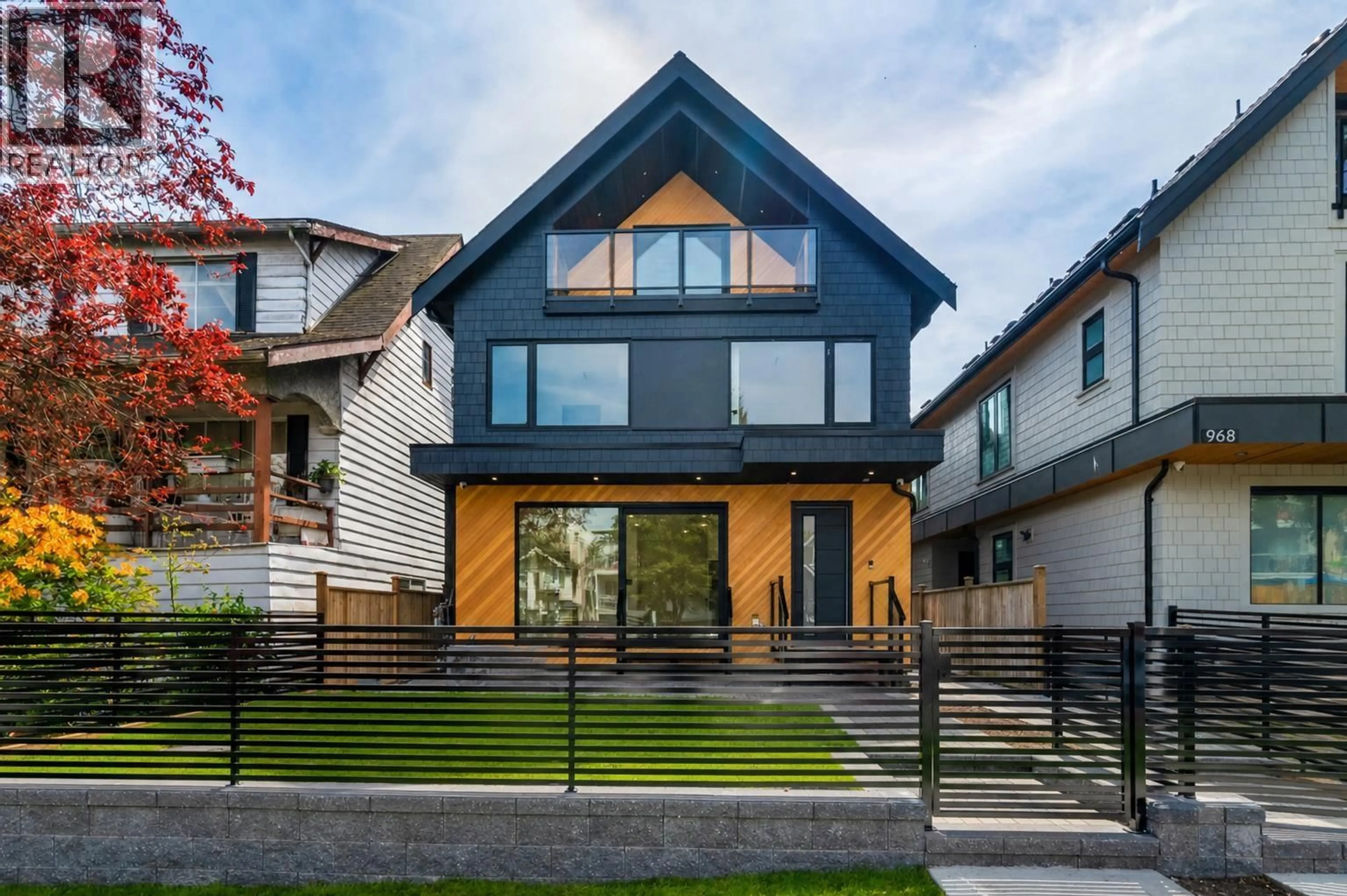 Home with brick exterior material, street for 1 - 950 W 17TH, Vancouver British Columbia V5Z1V4