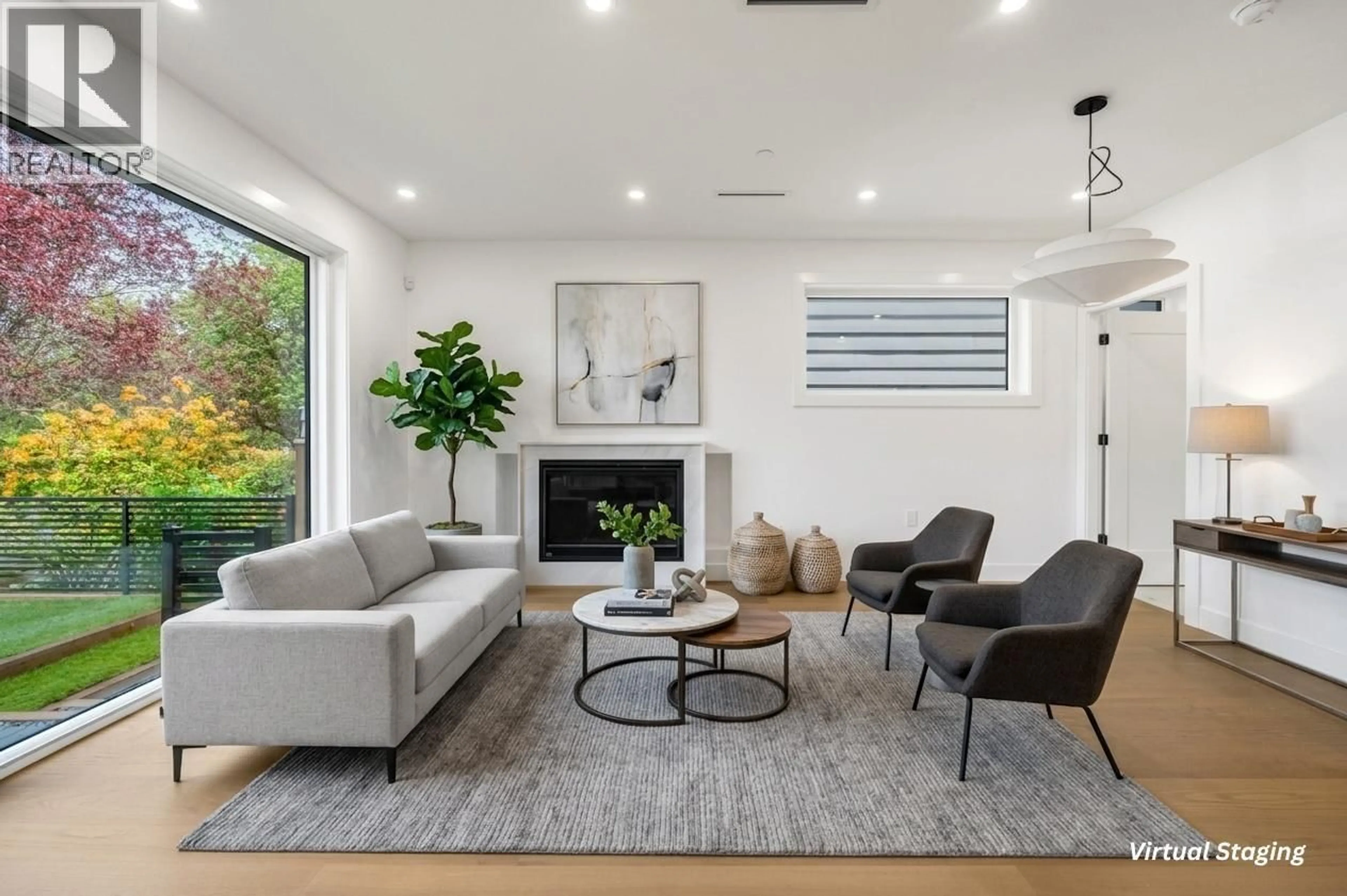 Living room with furniture, unknown for 1 - 950 W 17TH, Vancouver British Columbia V5Z1V4