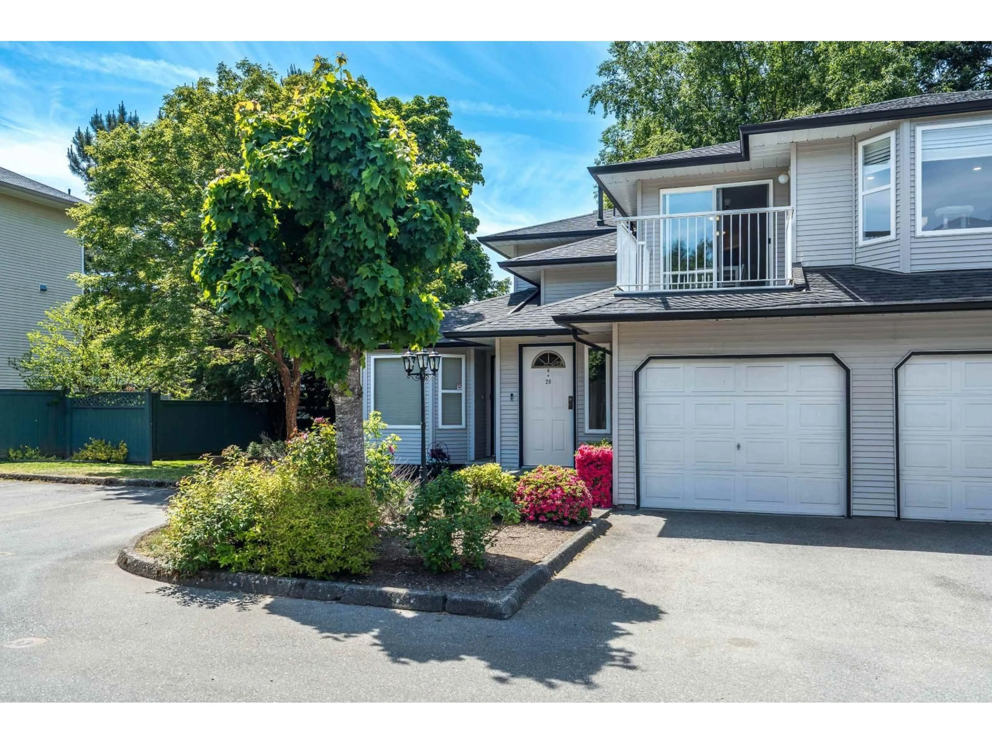 A pic from outside/outdoor area/front of a property/back of a property/a pic from drone, street for 20 - 34332 MACLURE ROAD, Abbotsford British Columbia V2S7S8
