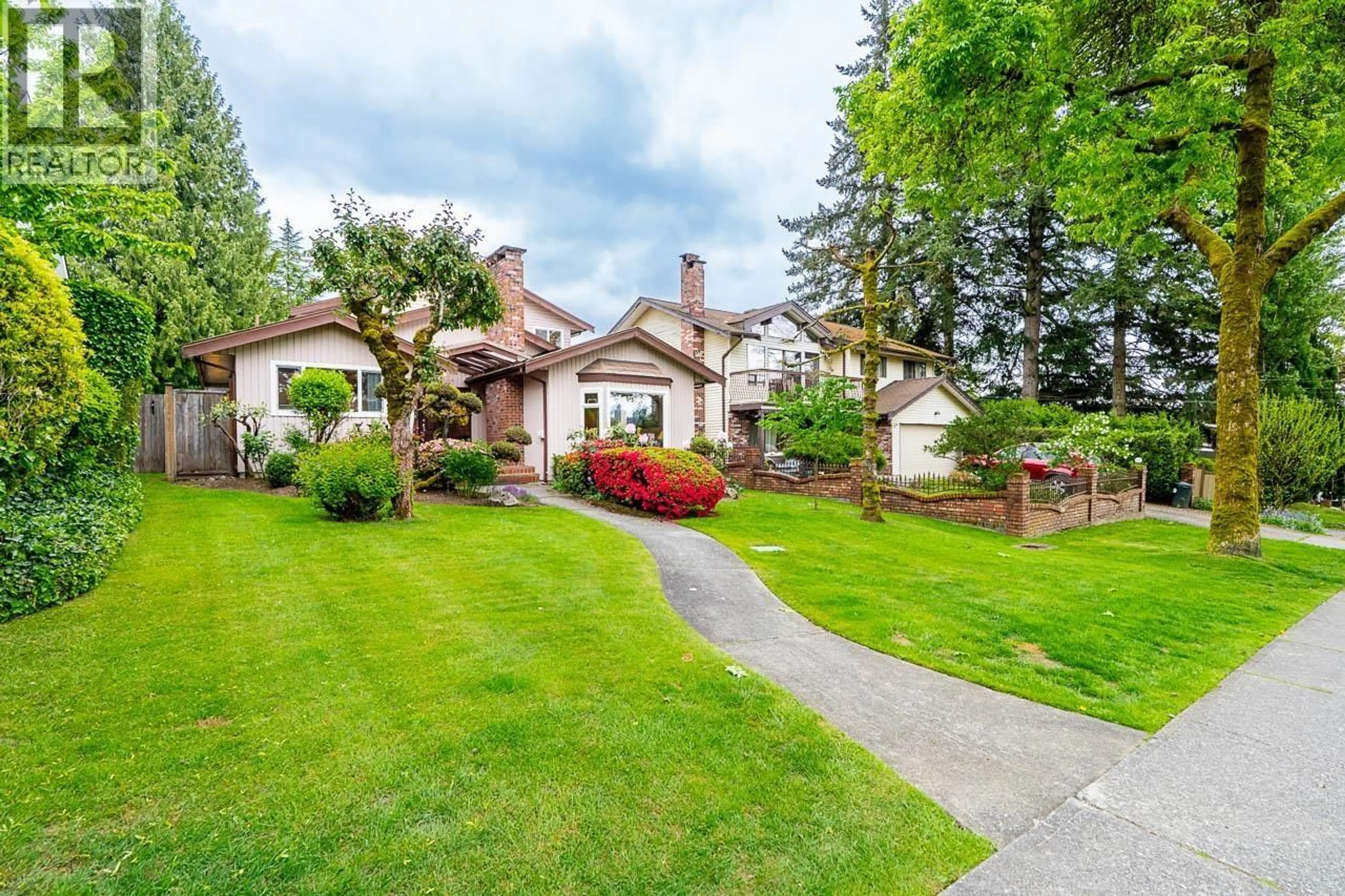 Unknown for 4470 ATLEE AVENUE, Burnaby British Columbia V5G3R6