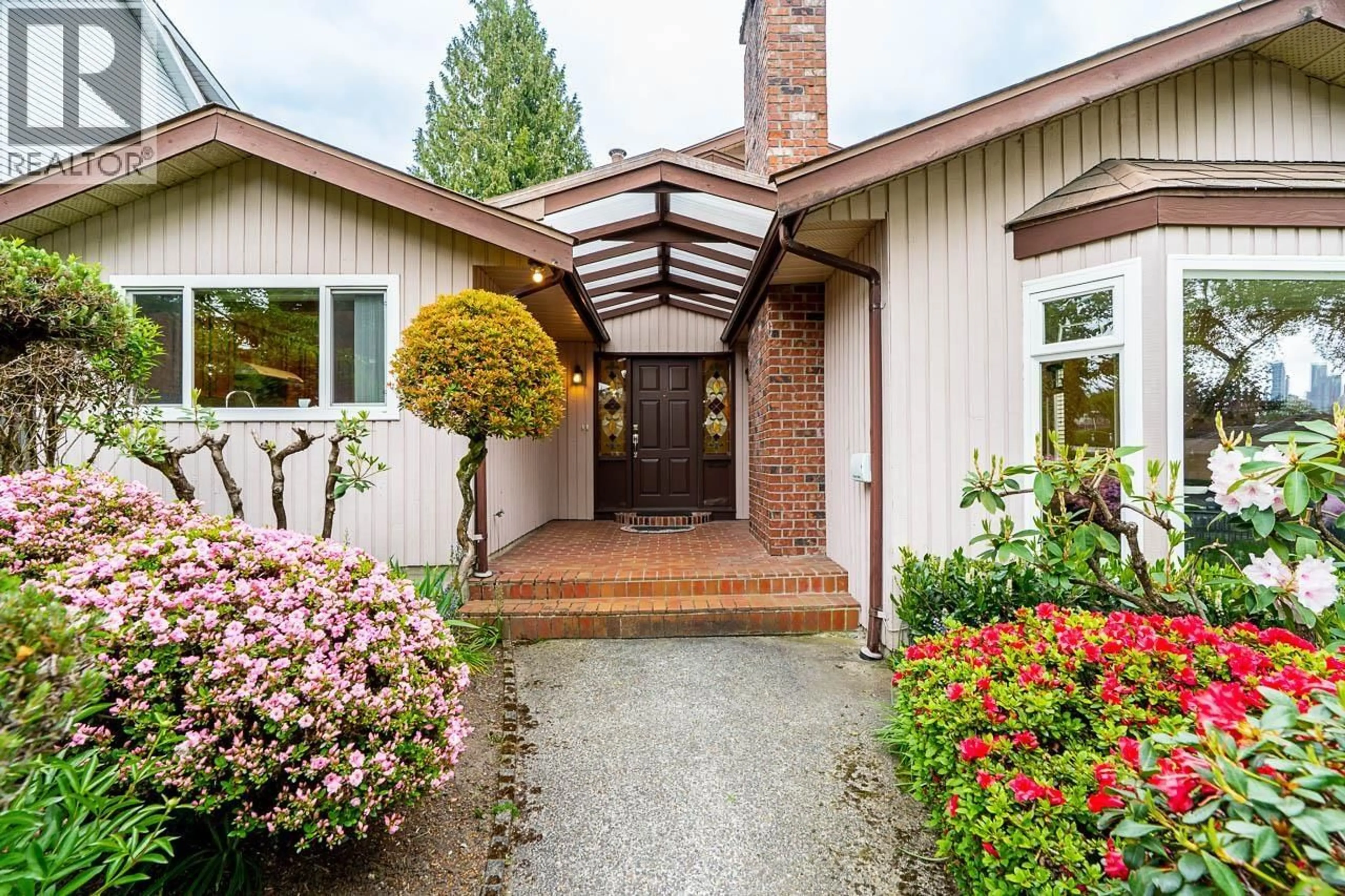 Unknown for 4470 ATLEE AVENUE, Burnaby British Columbia V5G3R6