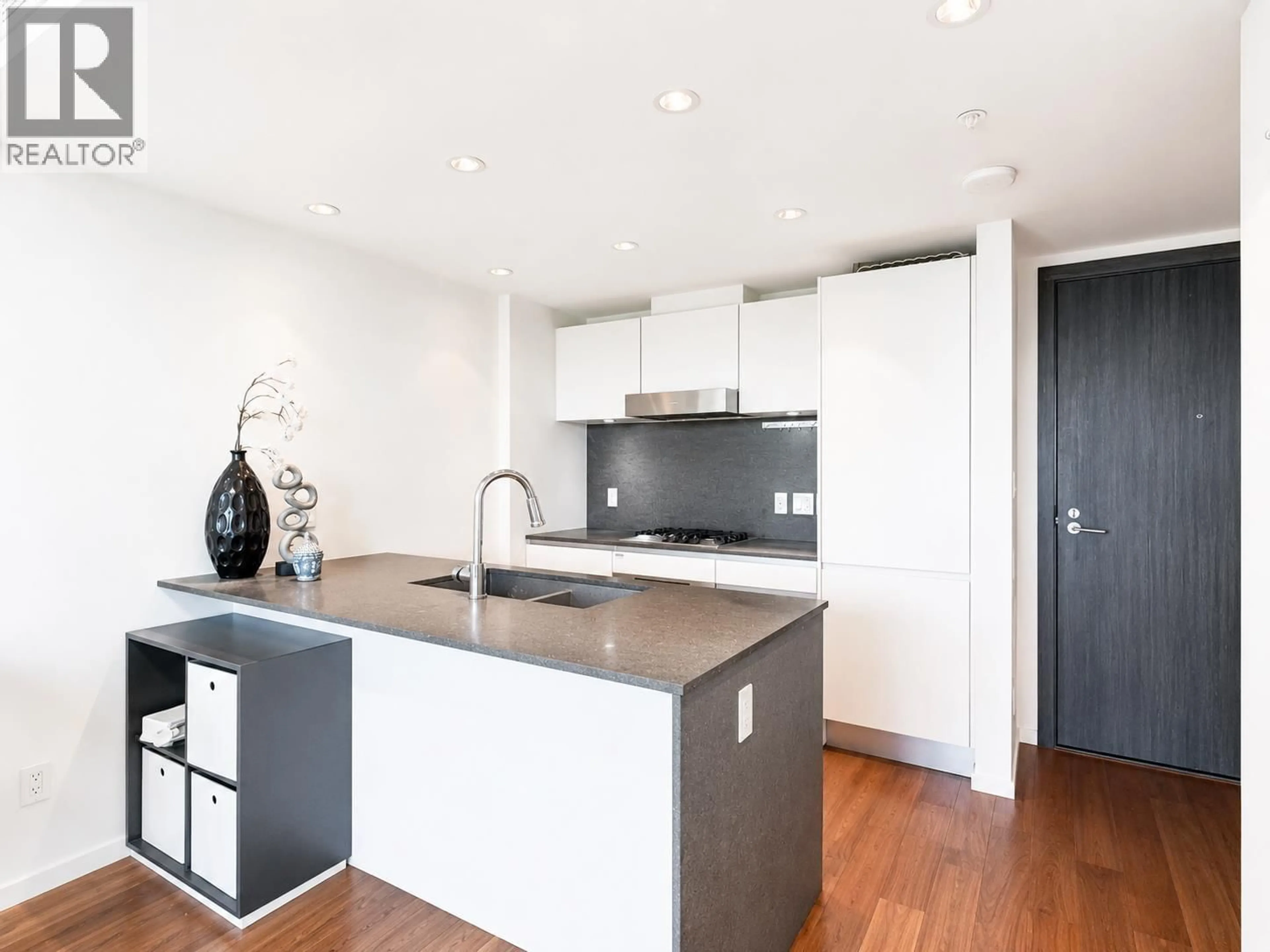Open concept kitchen, wood/laminate floor for 907 - 8488 CORNISH STREET, Vancouver British Columbia V6P0C2