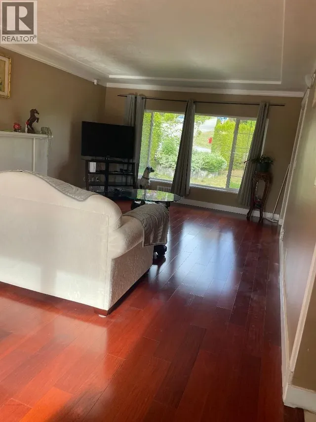 4497 CANTERBURY CRESCENT, North Vancouver 3