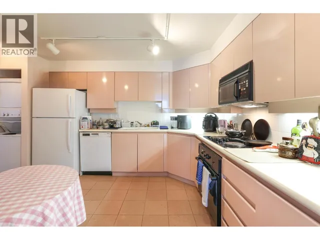 1402 - 909 BURRARD STREET, Vancouver 4
