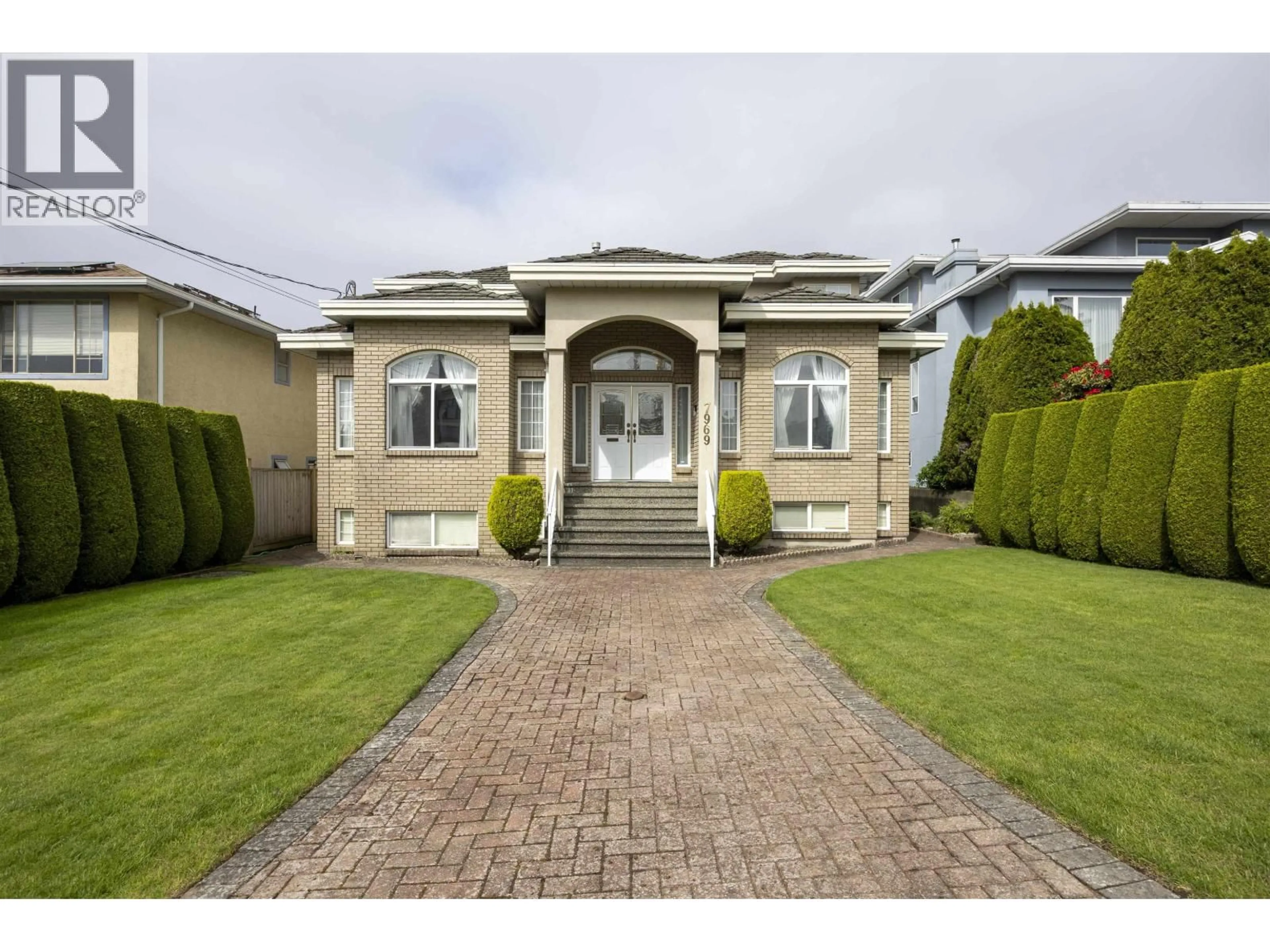 Unknown for 7969 MACPHERSON AVENUE, Burnaby British Columbia V5J4P4