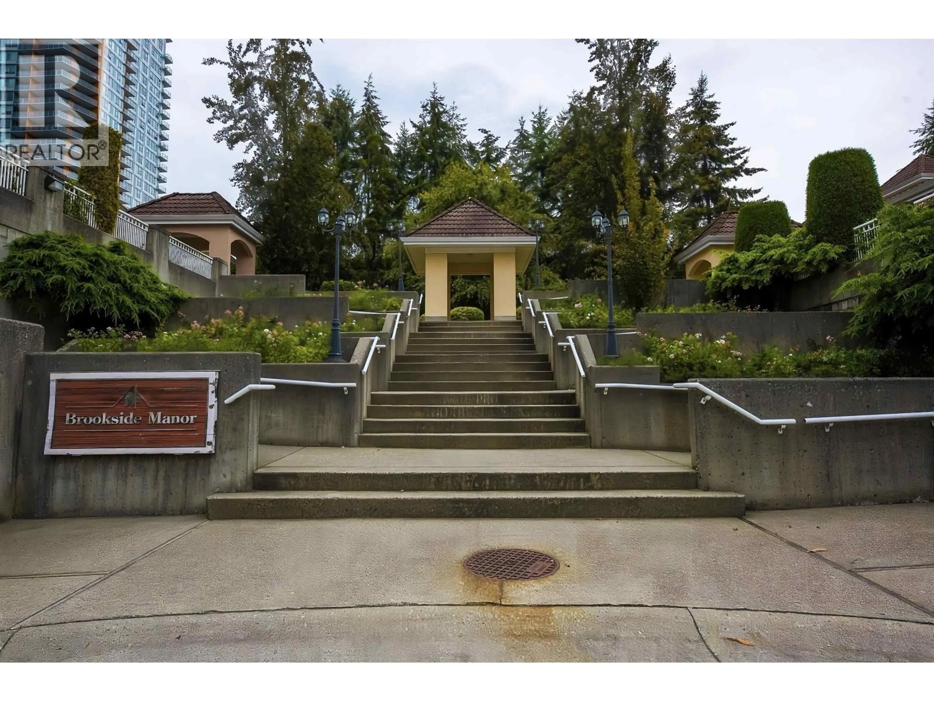 Unknown for 203 - 515 WHITING WAY, Coquitlam British Columbia V3J7W9