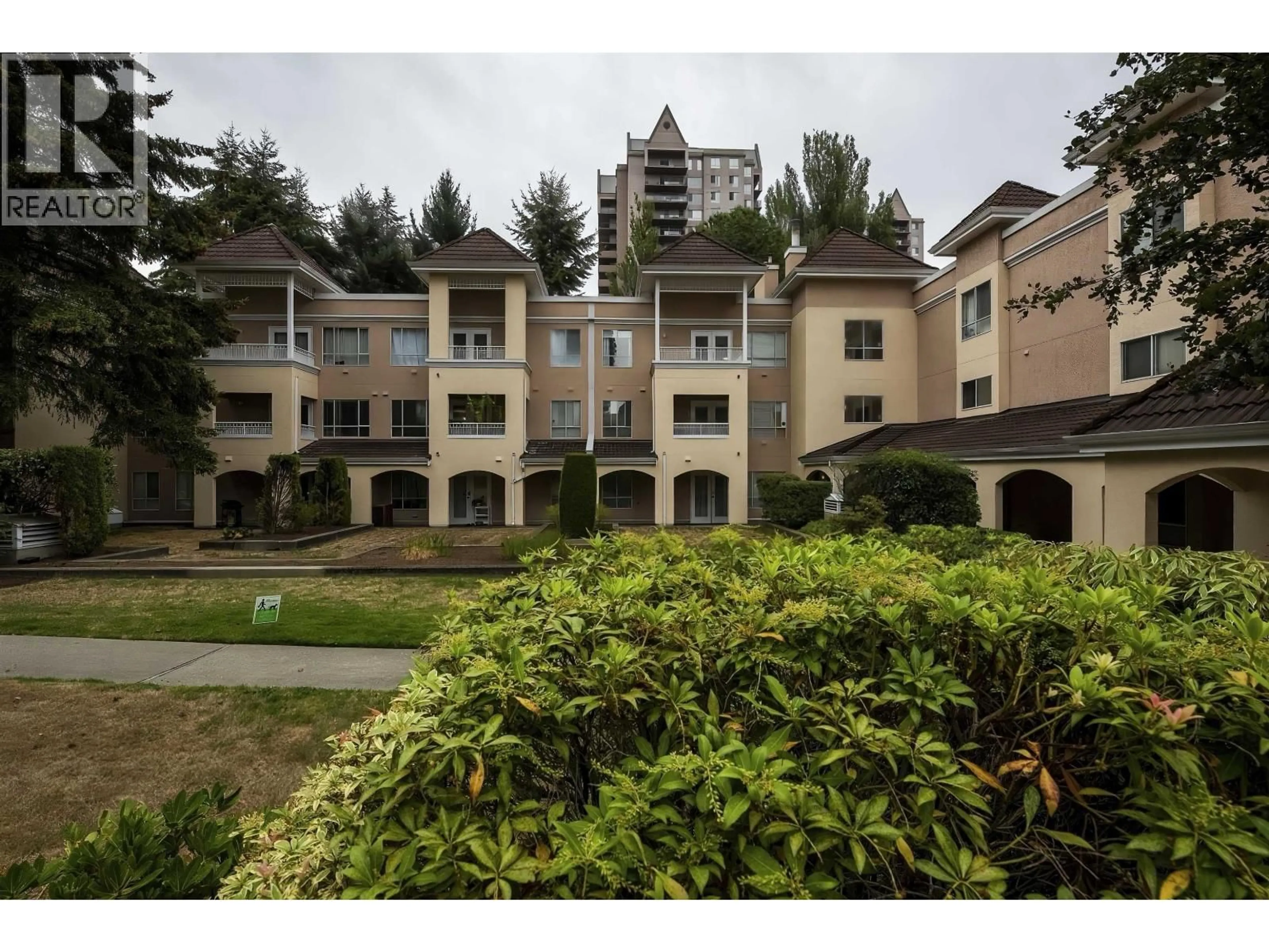 Patio, unknown for 203 - 515 WHITING WAY, Coquitlam British Columbia V3J7W9