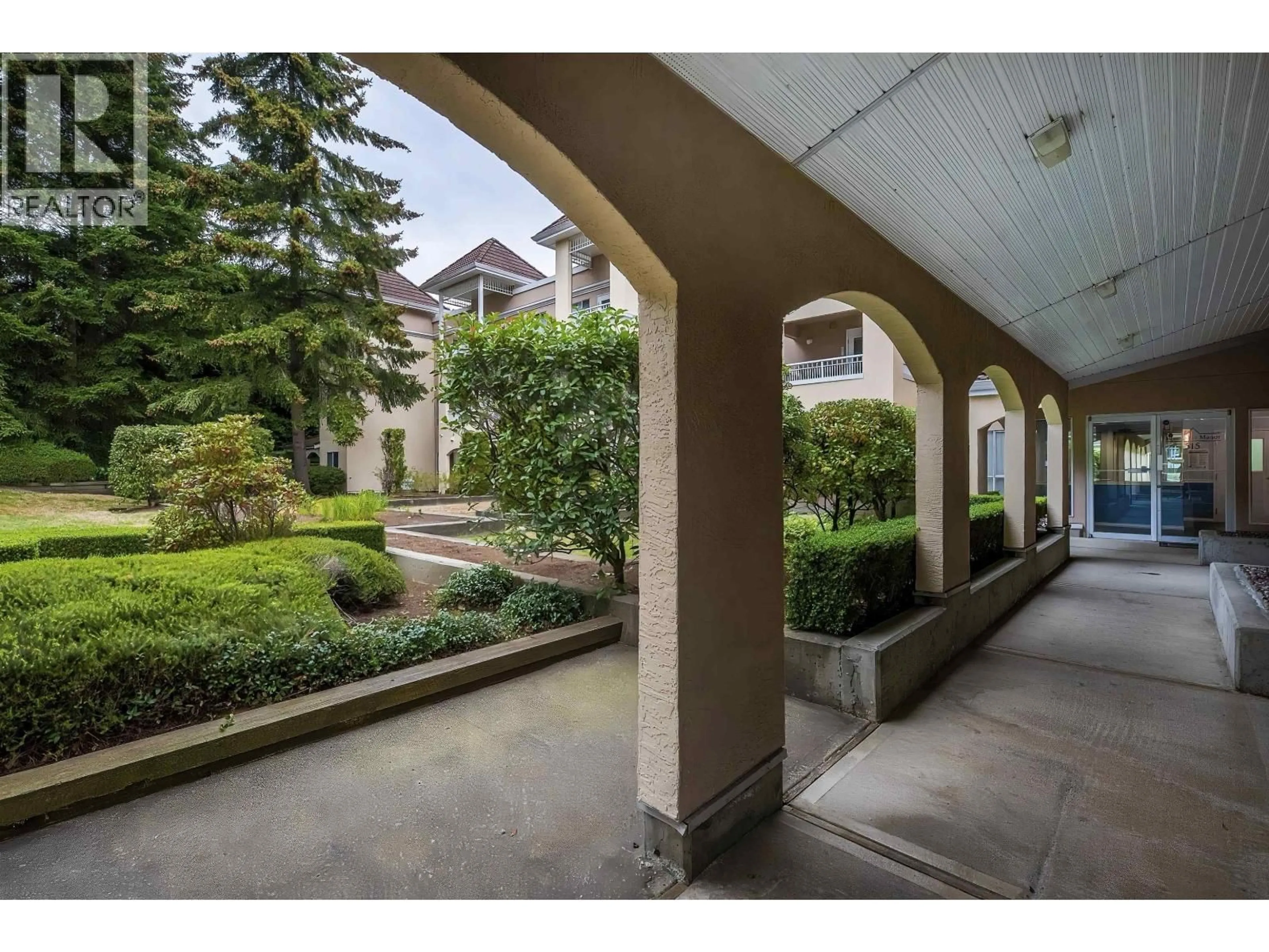 Unknown for 203 - 515 WHITING WAY, Coquitlam British Columbia V3J7W9