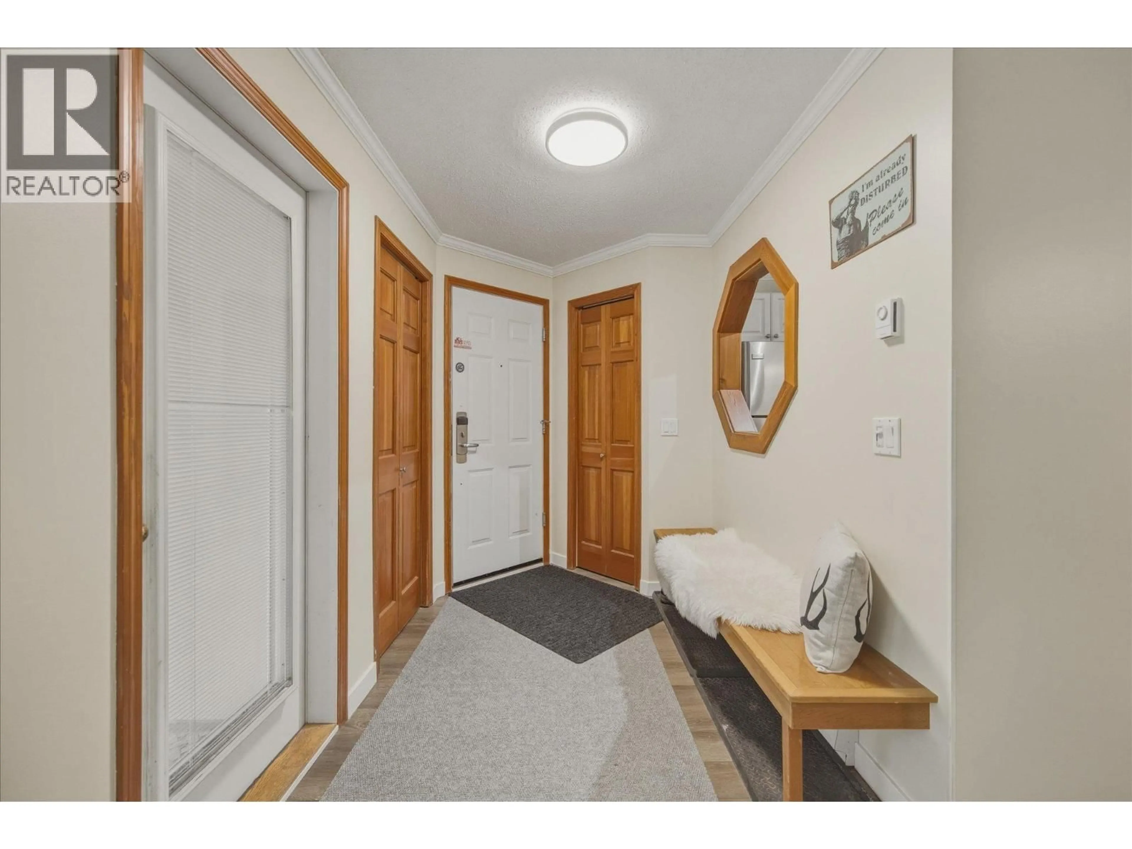 Indoor entryway for 69 - 4335 NORTHLANDS BOULEVARD, Whistler British Columbia V0N1B4