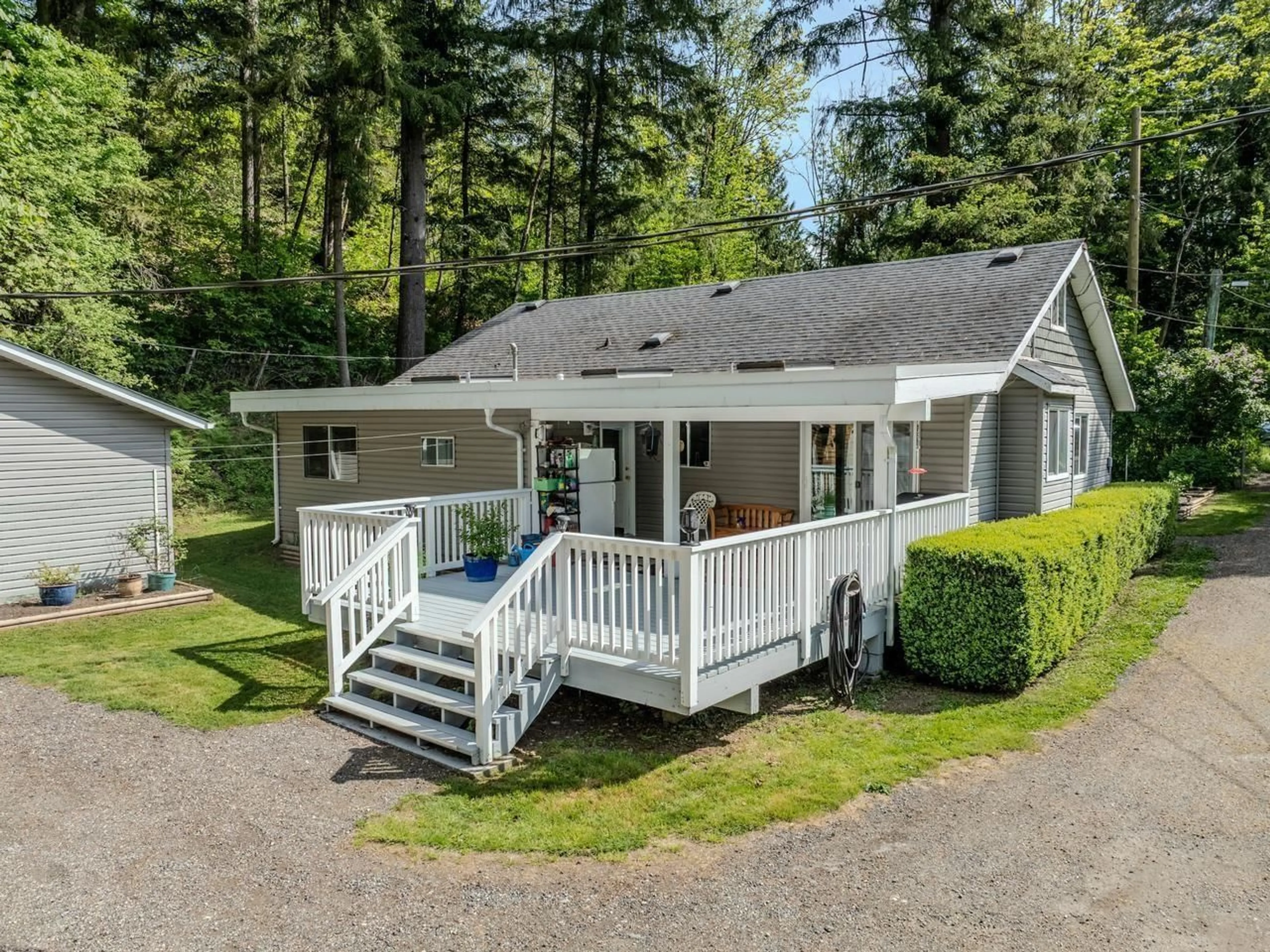 A pic from outside/outdoor area/front of a property/back of a property/a pic from drone, water/lake/river/ocean view for 10273 PARKE ROAD, Mission British Columbia V0M1G0