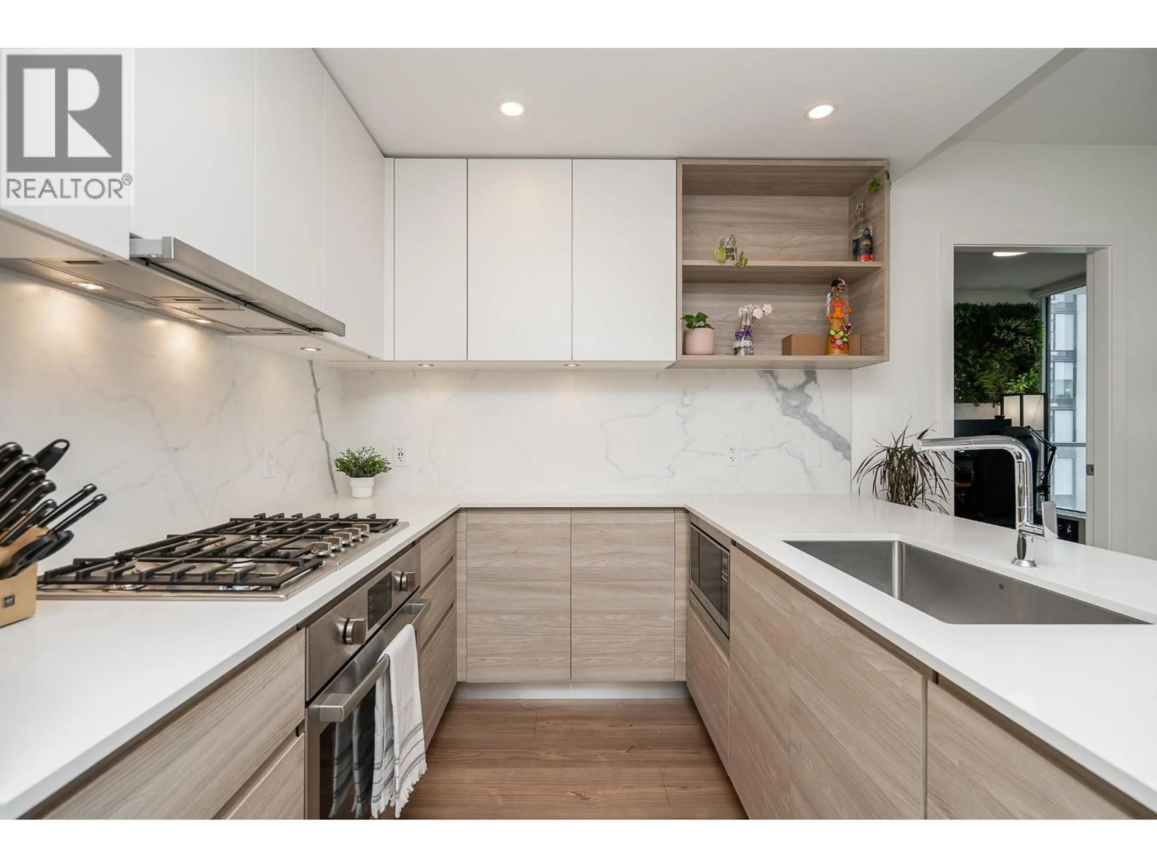 Contemporary kitchen, unknown for 1806 - 595 AUSTIN AVENUE, Coquitlam British Columbia V3K0G7