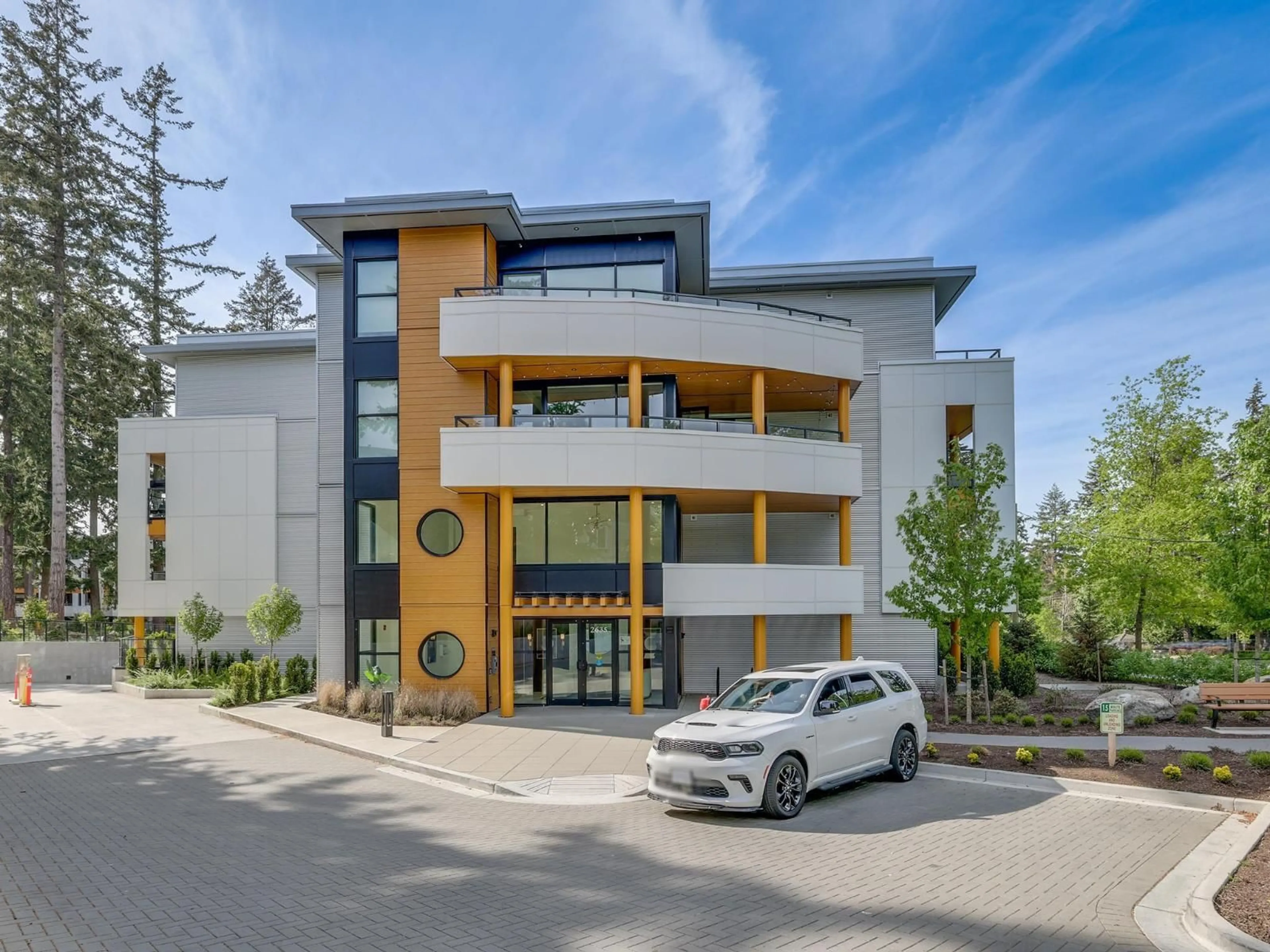 Unknown for 134 - 2635 KING GEORGE BOULEVARD, Surrey British Columbia V4P0H7