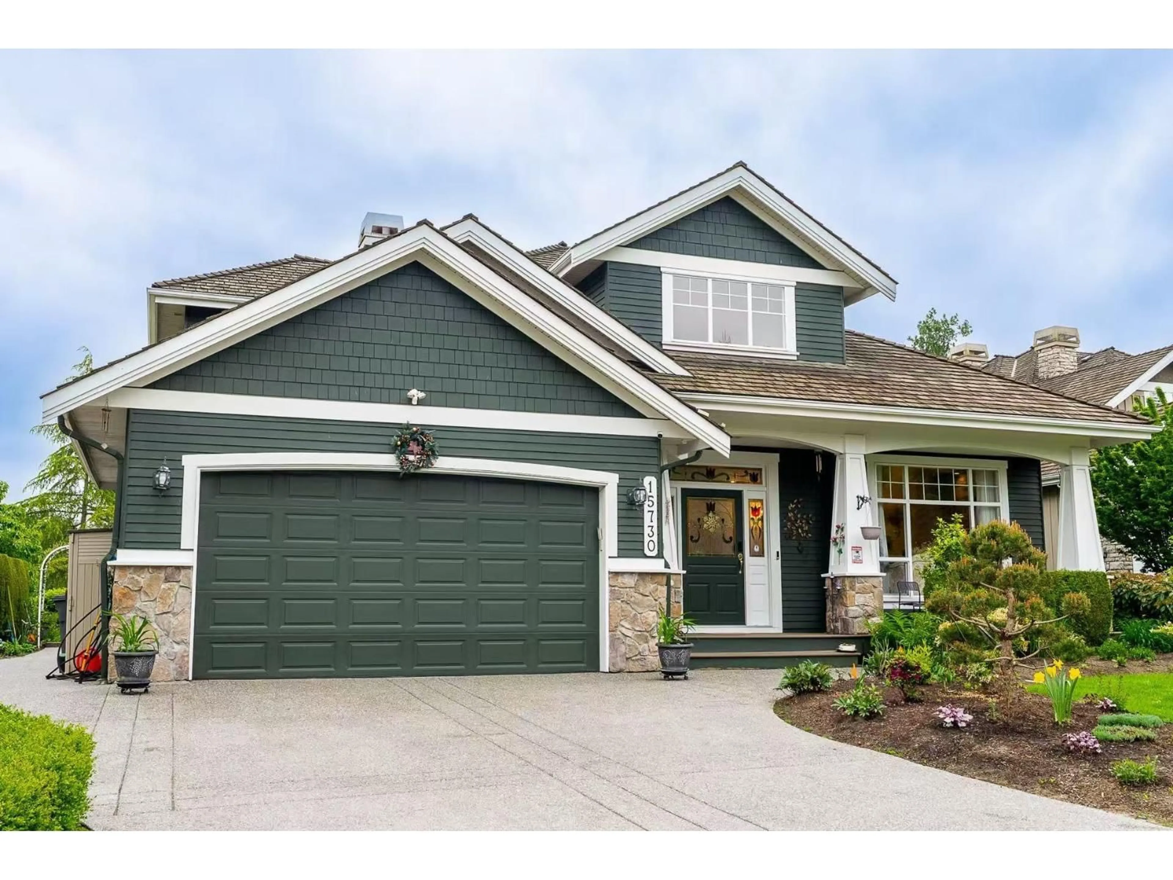 Home with vinyl exterior material, street for 15730 38A AVENUE, Surrey British Columbia V3S0K8