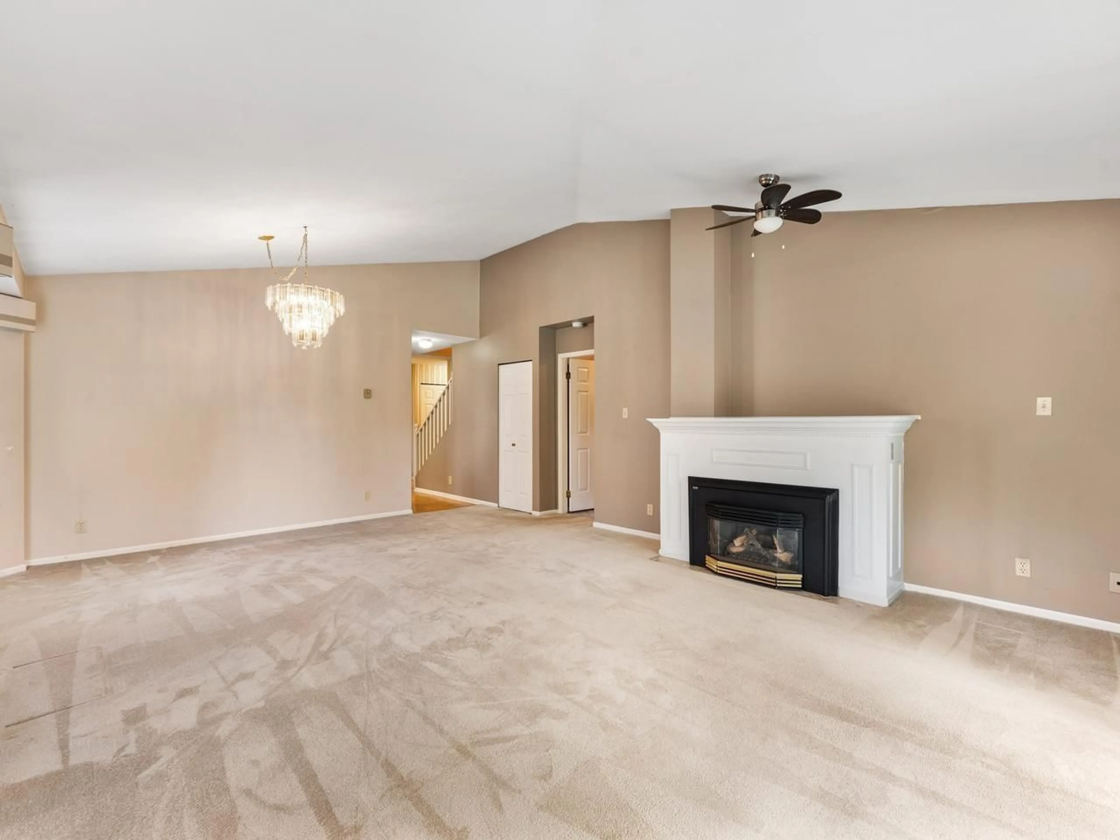 Living room with furniture, unknown for 108 - 8737 212 STREET, Langley British Columbia V1M2C8